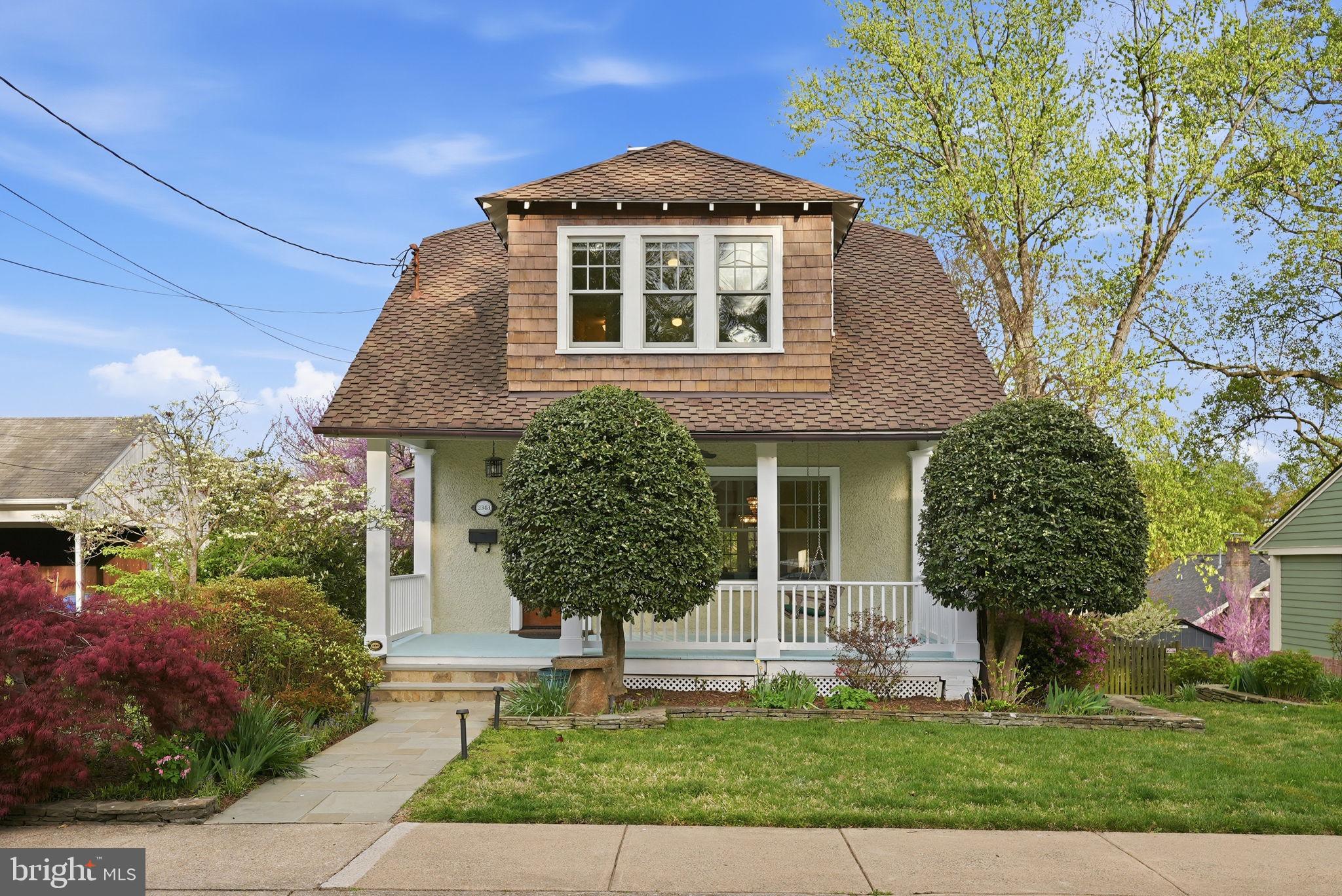 MAYWOOD - Residential