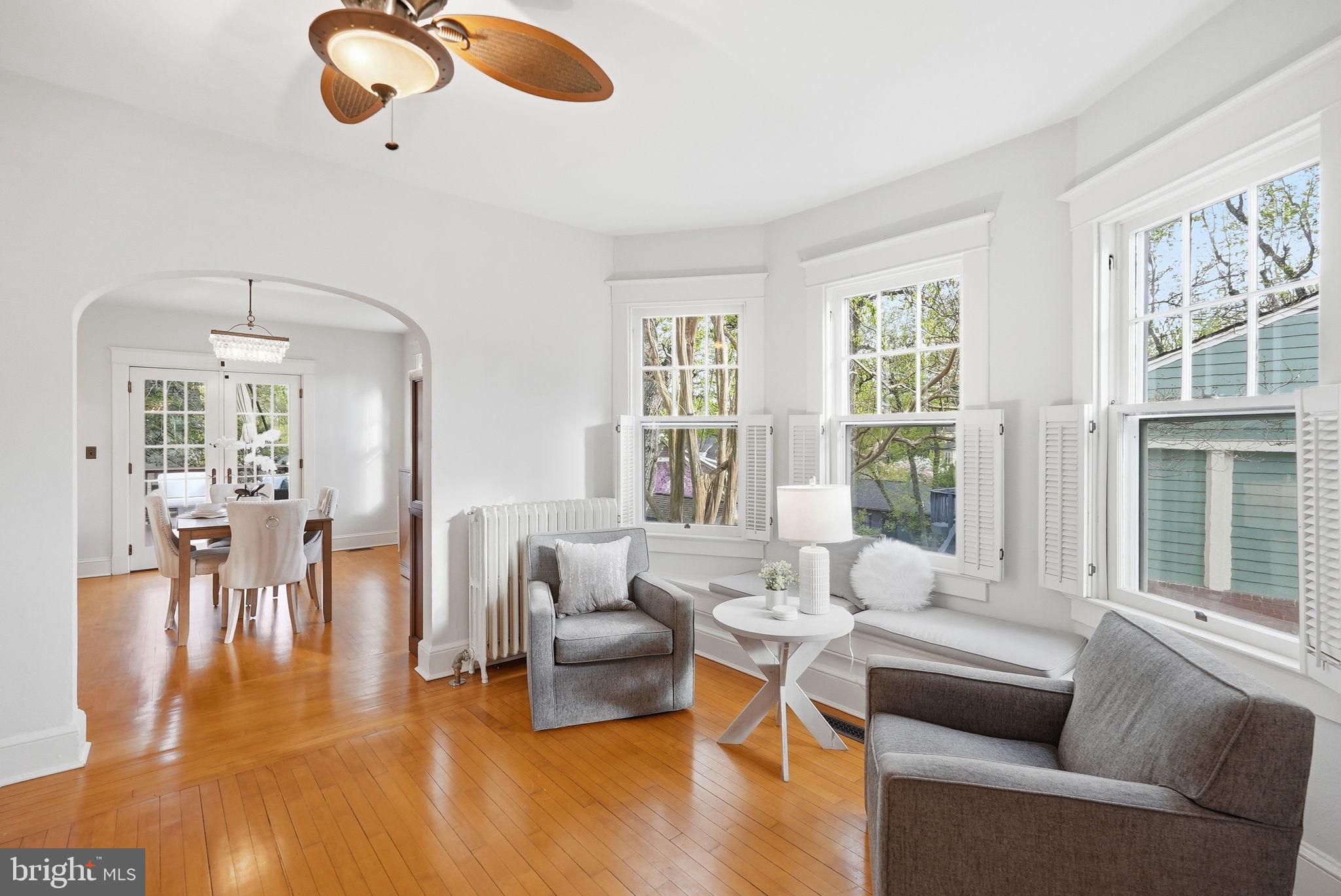 MAYWOOD - Residential