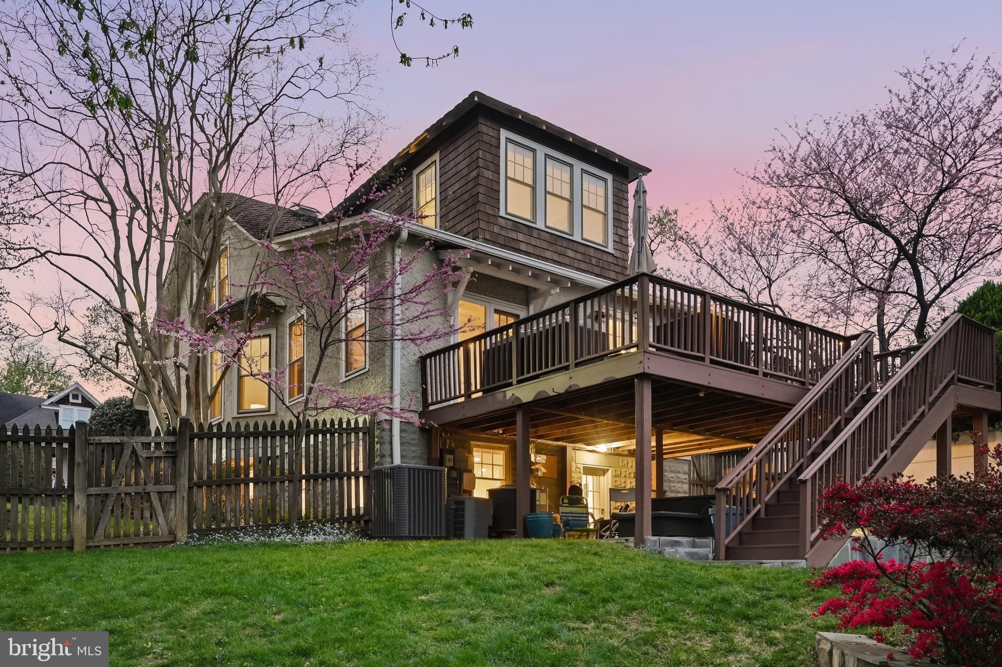 MAYWOOD - Residential