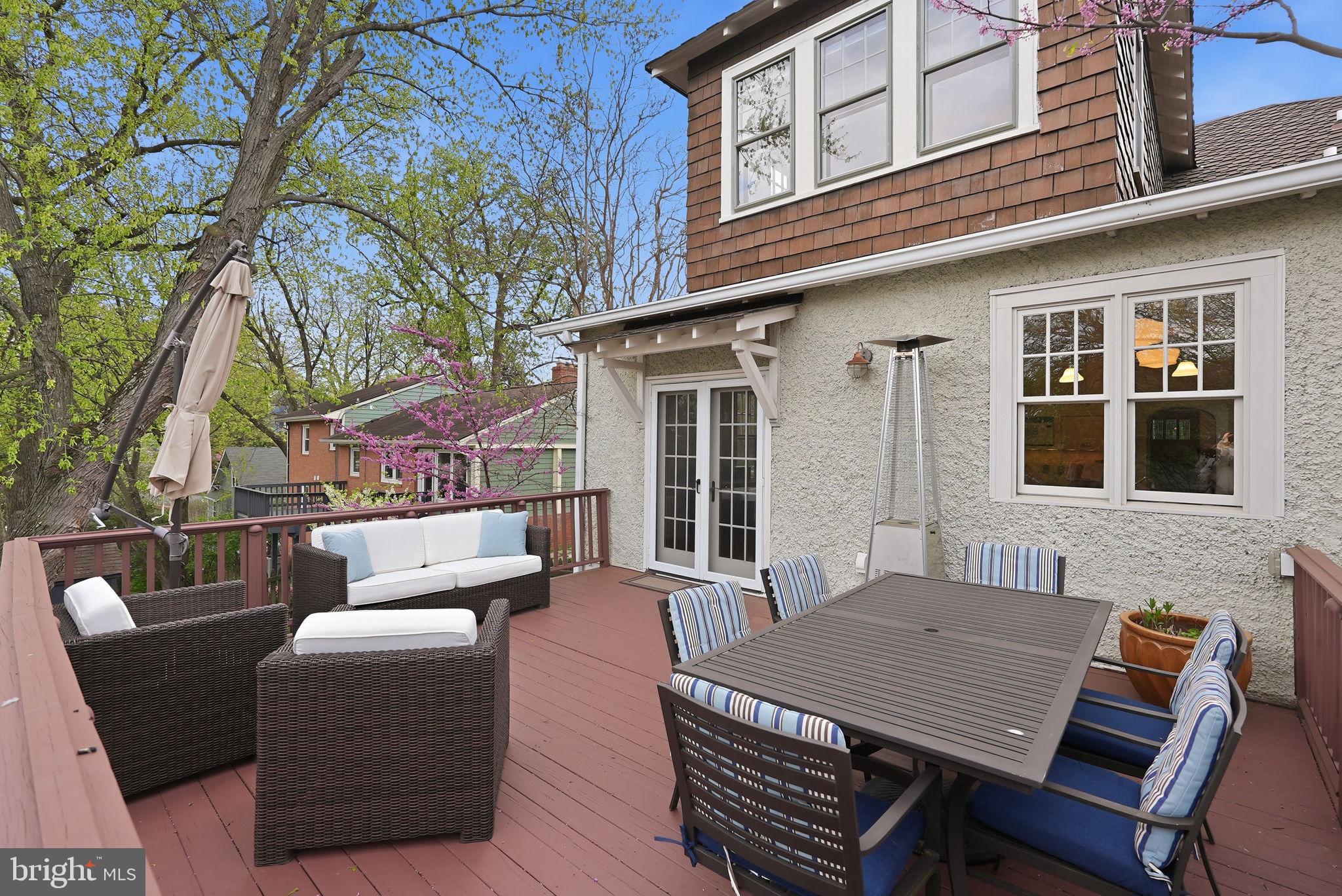 MAYWOOD - Residential