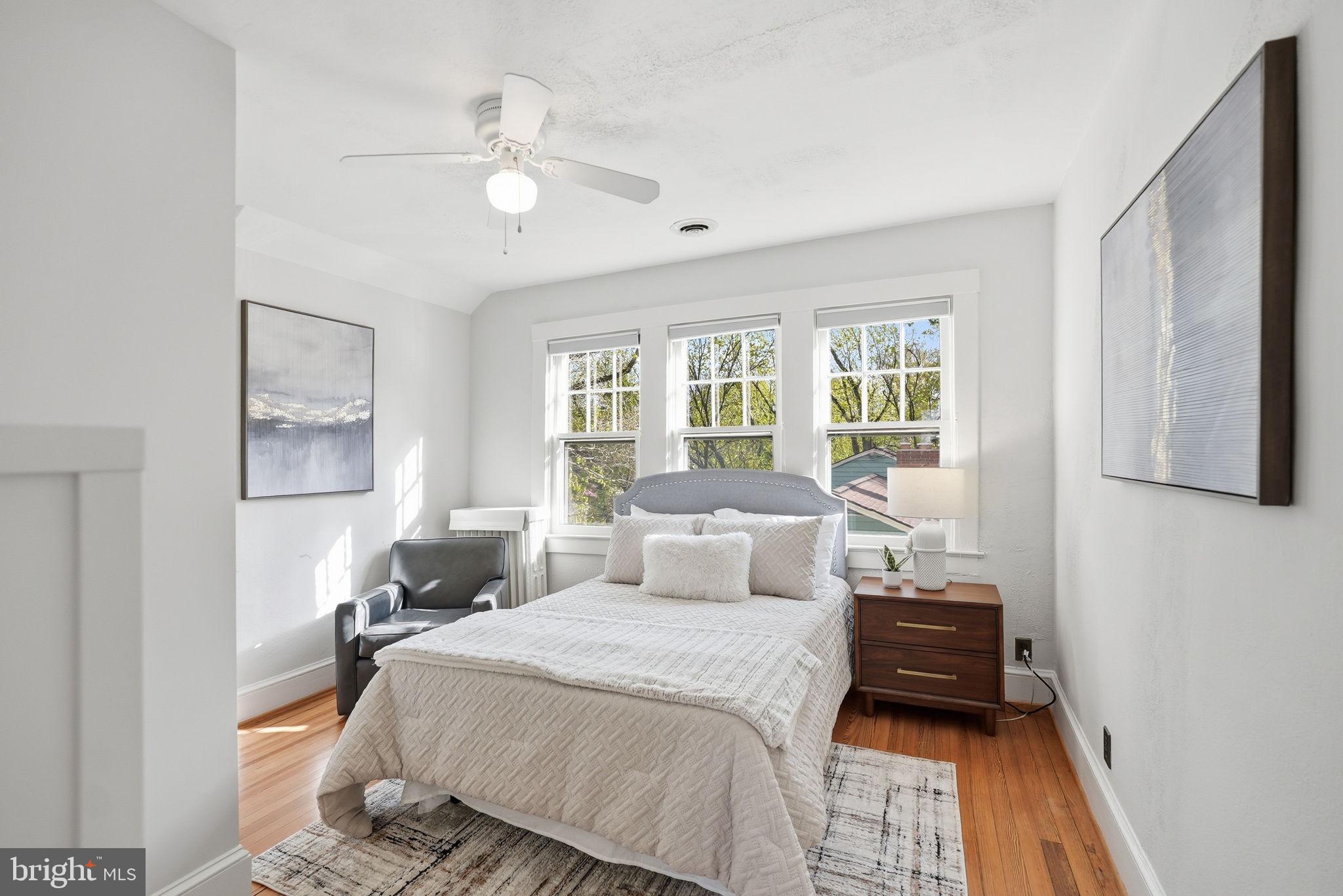 MAYWOOD - Residential