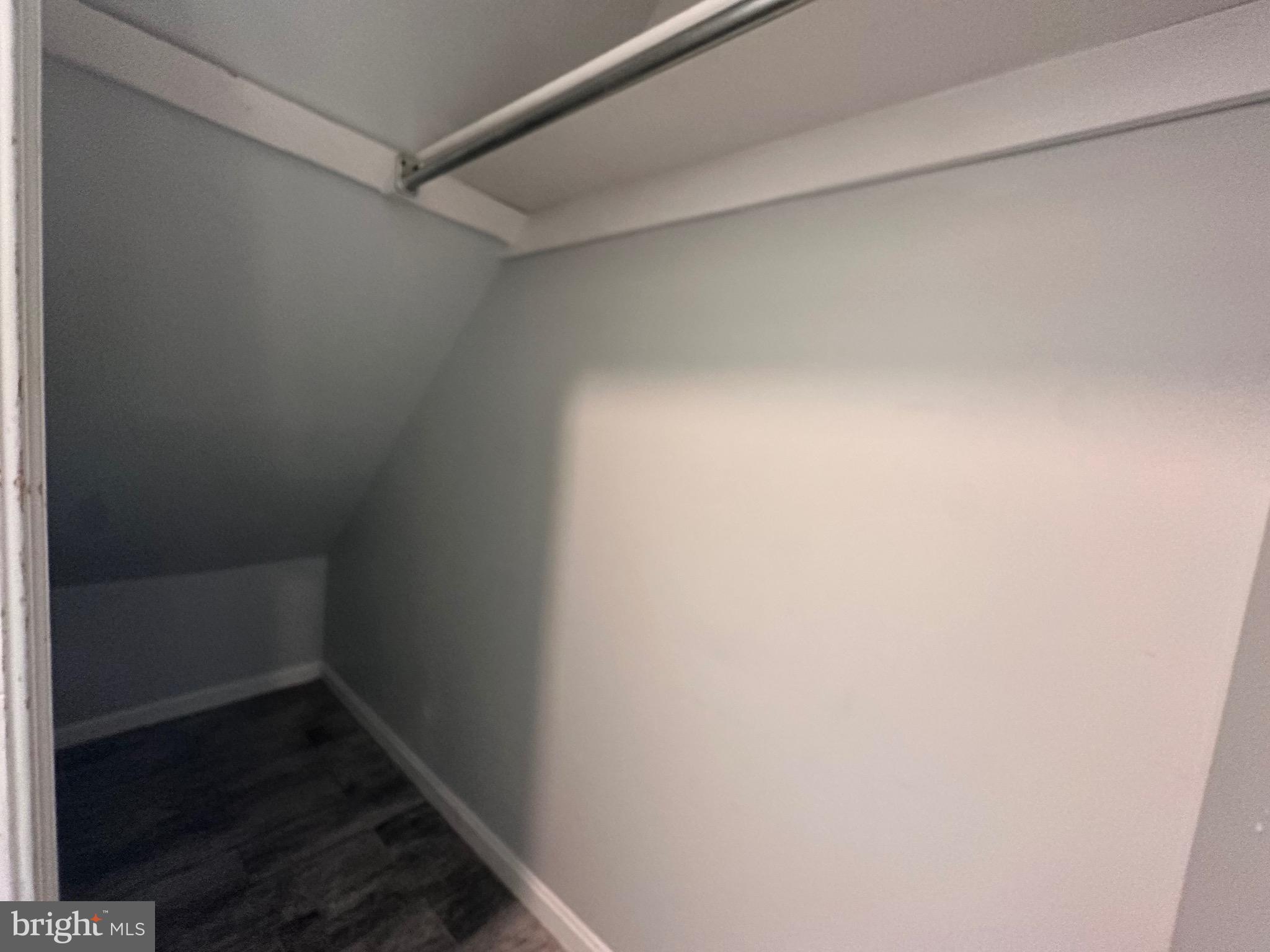 PORT O DUMFRIES - Residential Lease