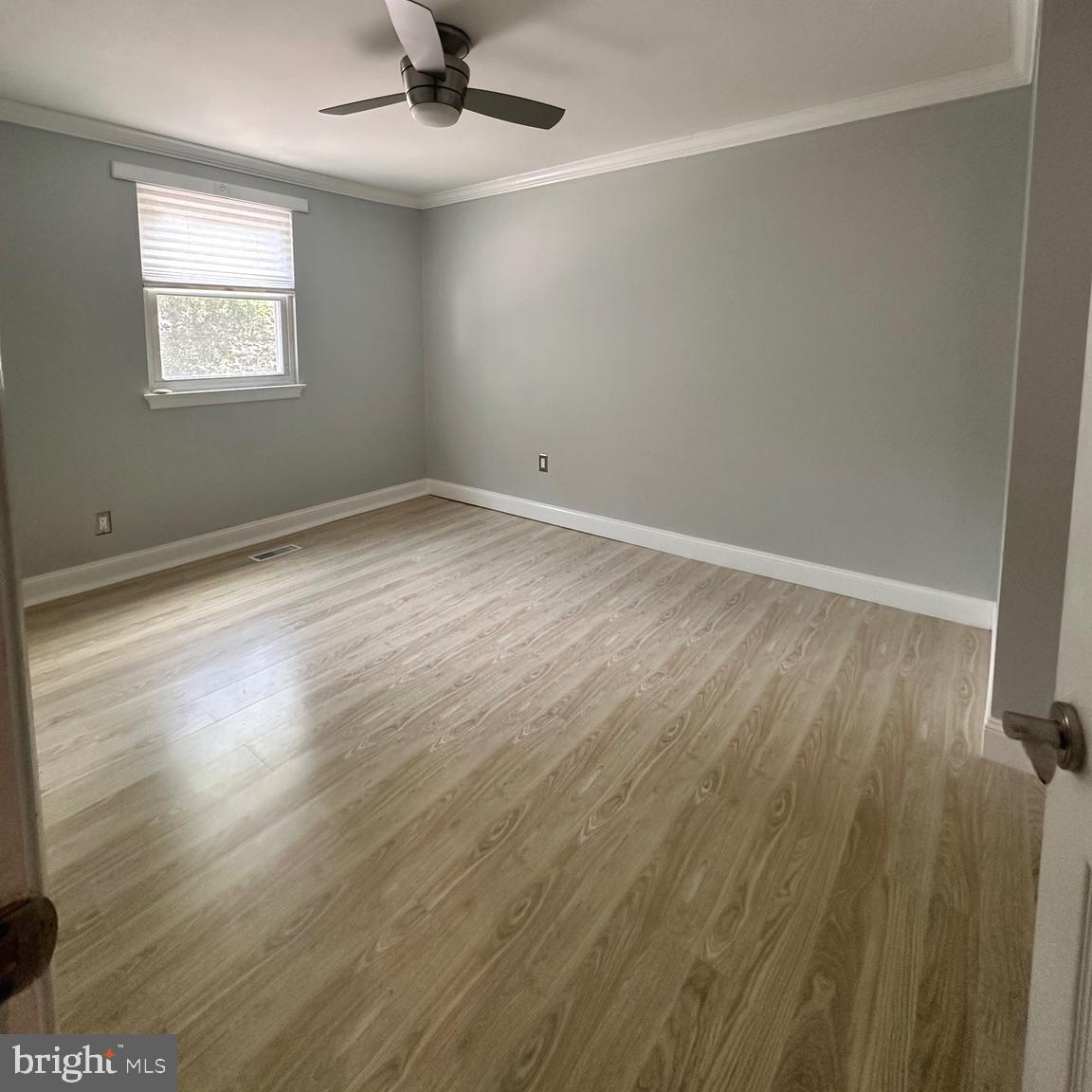 PORT O DUMFRIES - Residential Lease