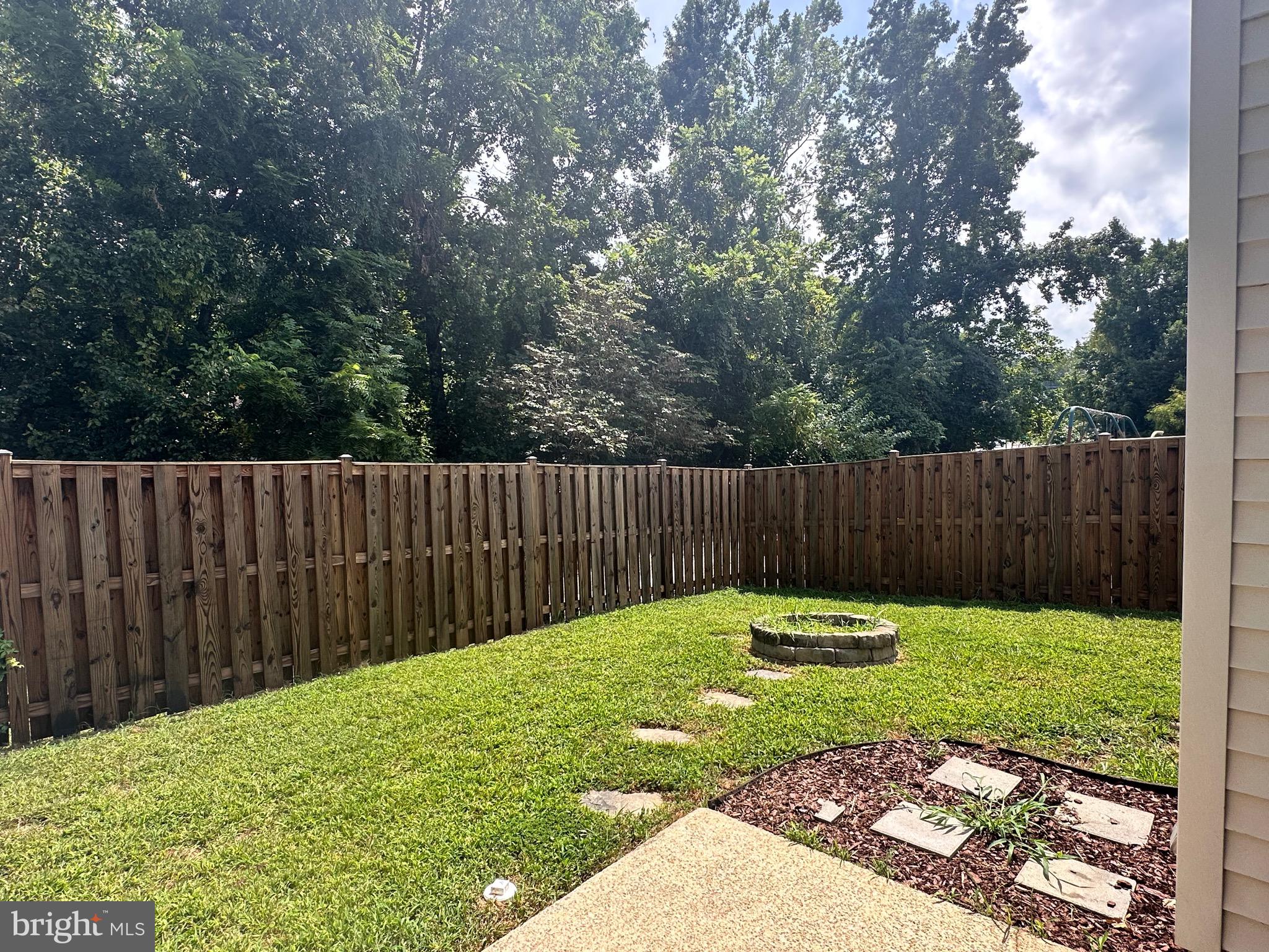 PORT O DUMFRIES - Residential Lease