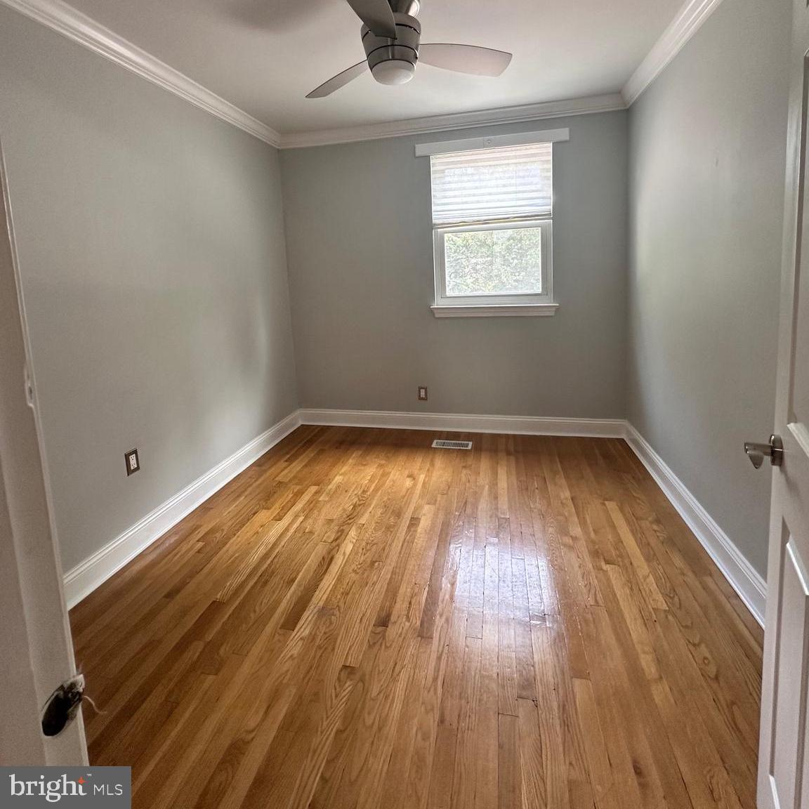 PORT O DUMFRIES - Residential Lease