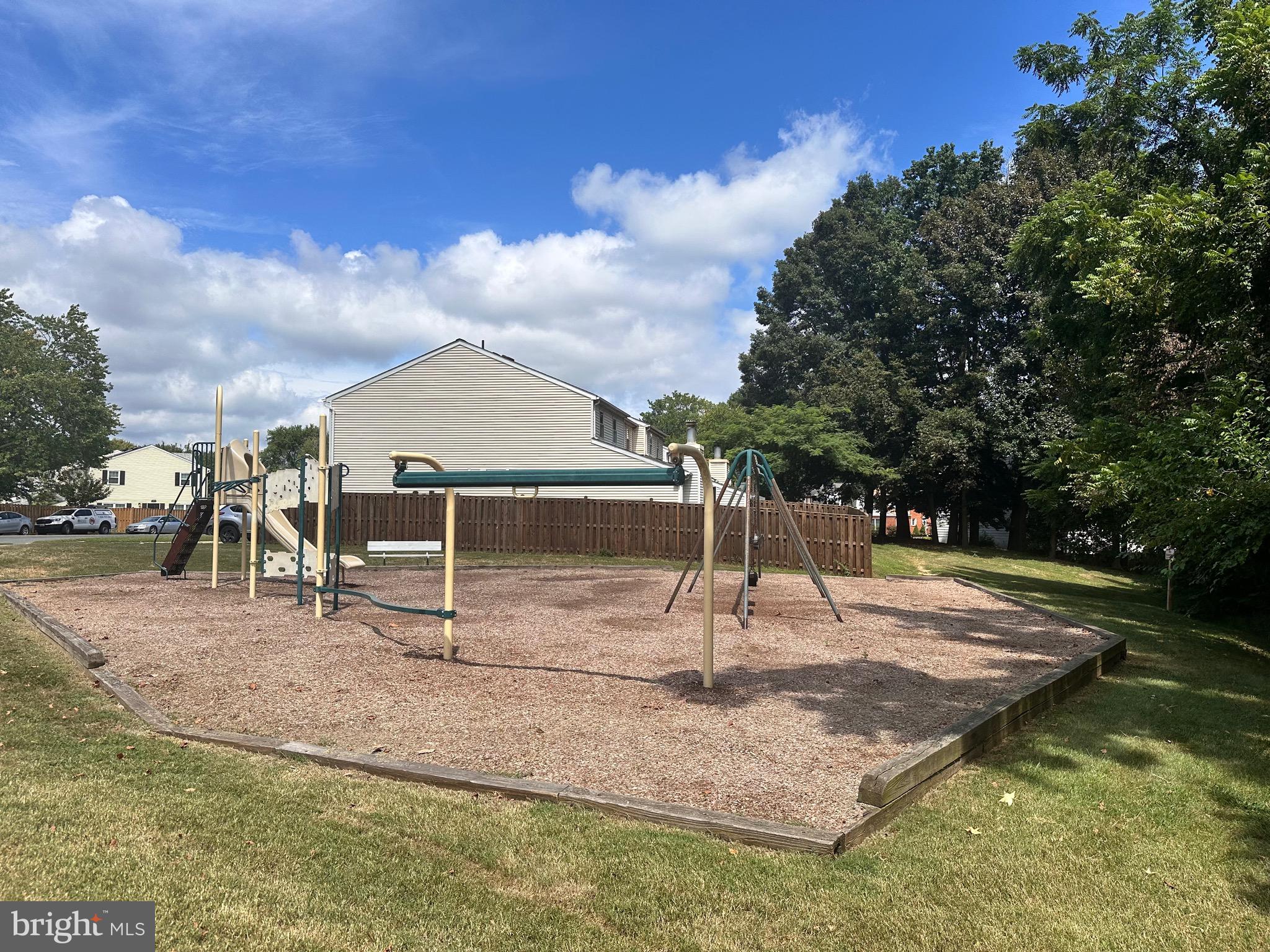 PORT O DUMFRIES - Residential Lease