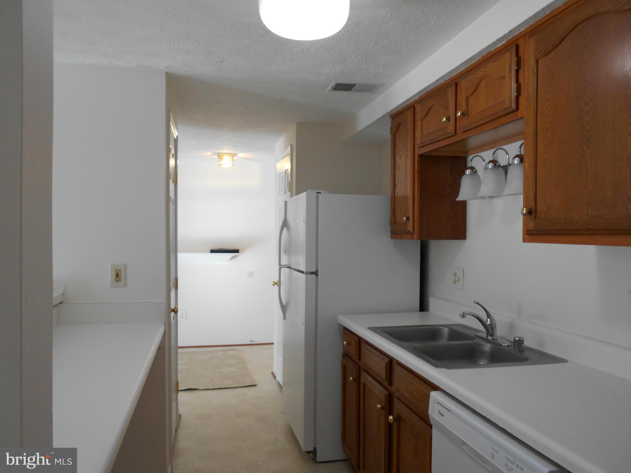 PRINCETON WOODS - Residential Lease