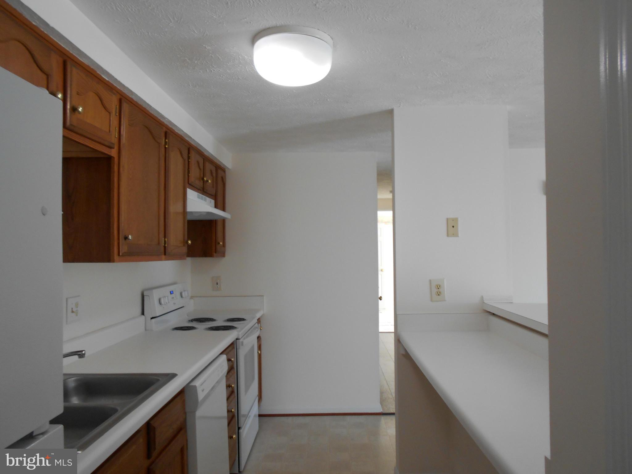 PRINCETON WOODS - Residential Lease