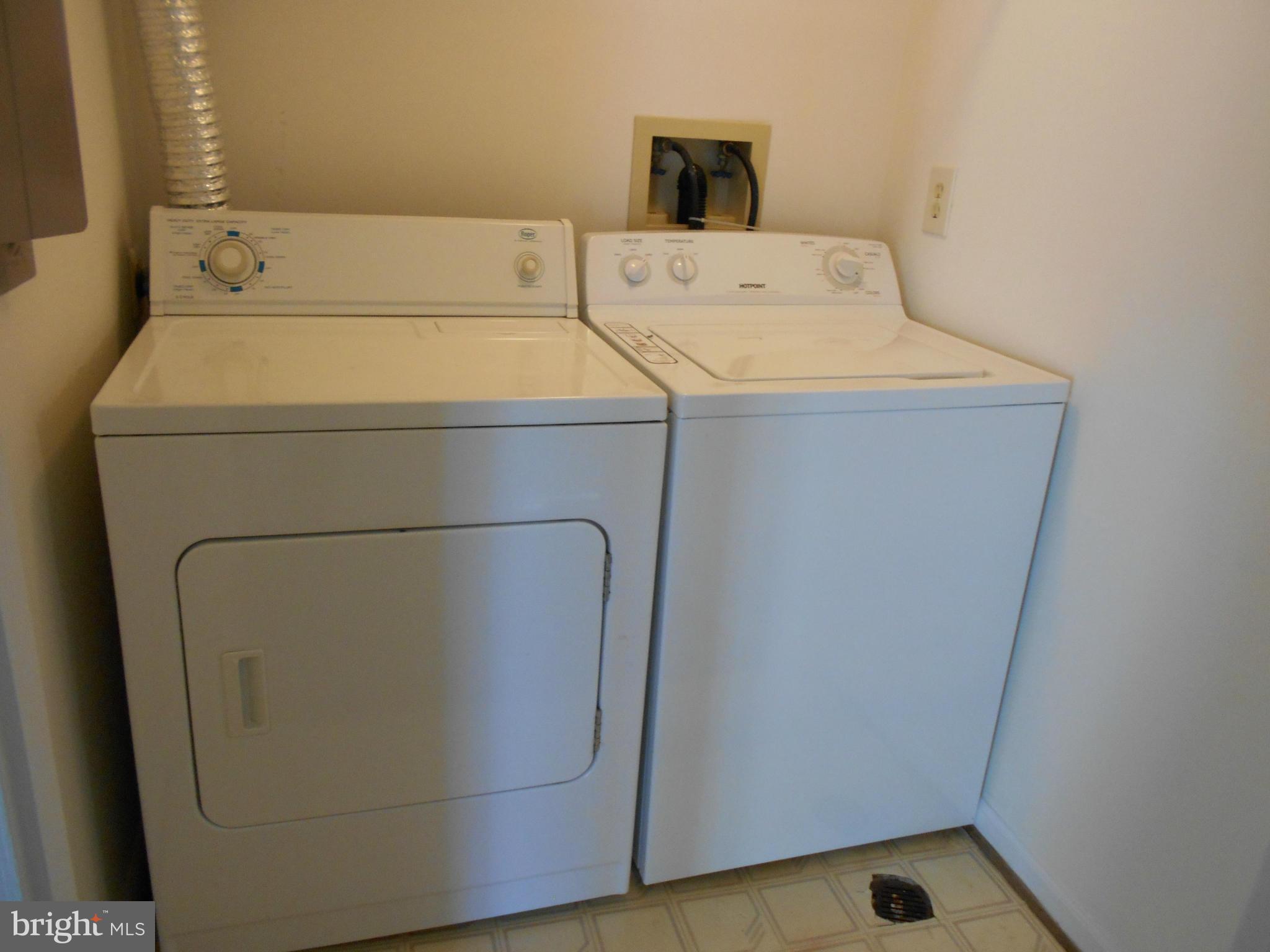 PRINCETON WOODS - Residential Lease