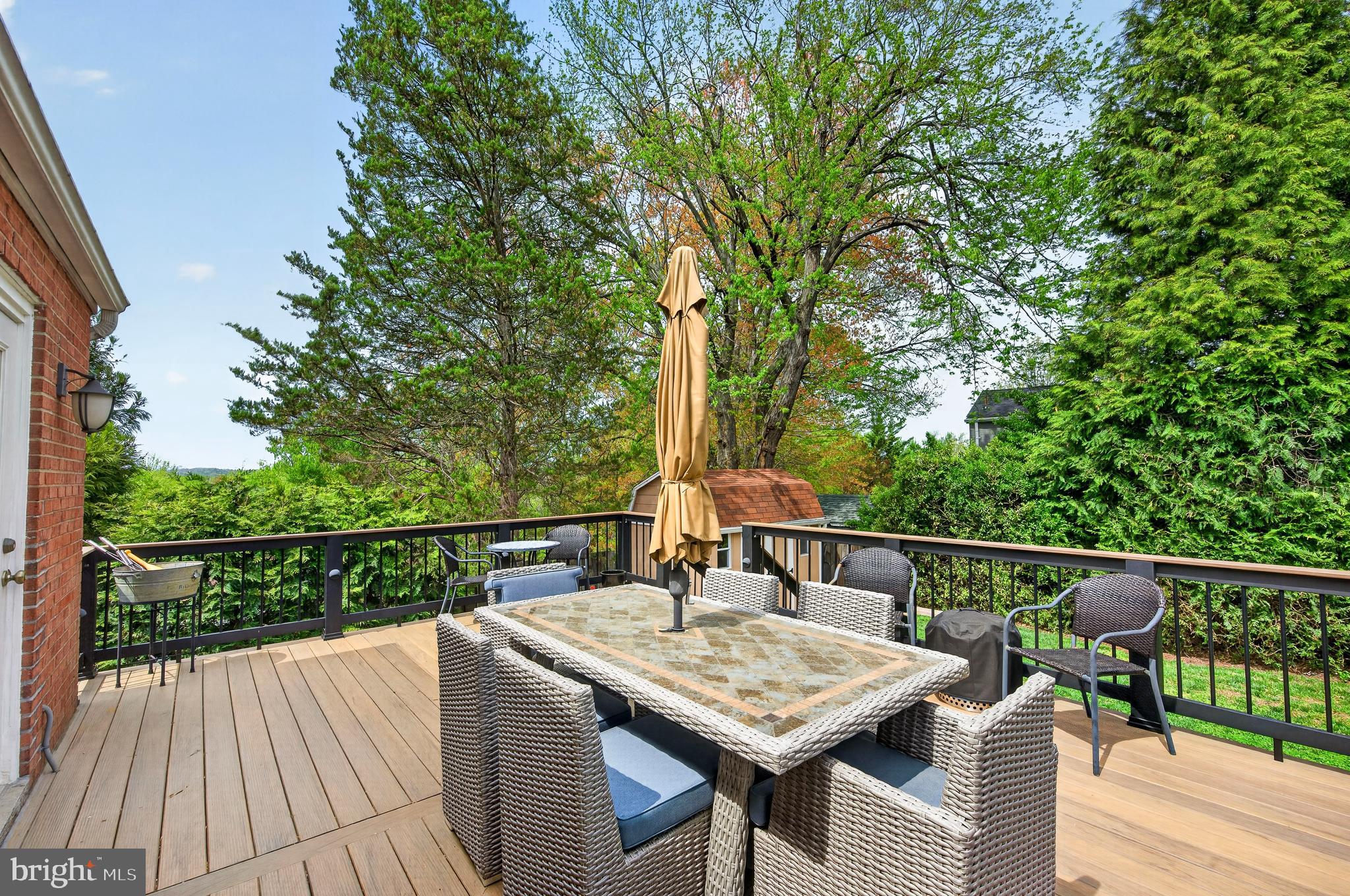 945 N QUANTICO STREET