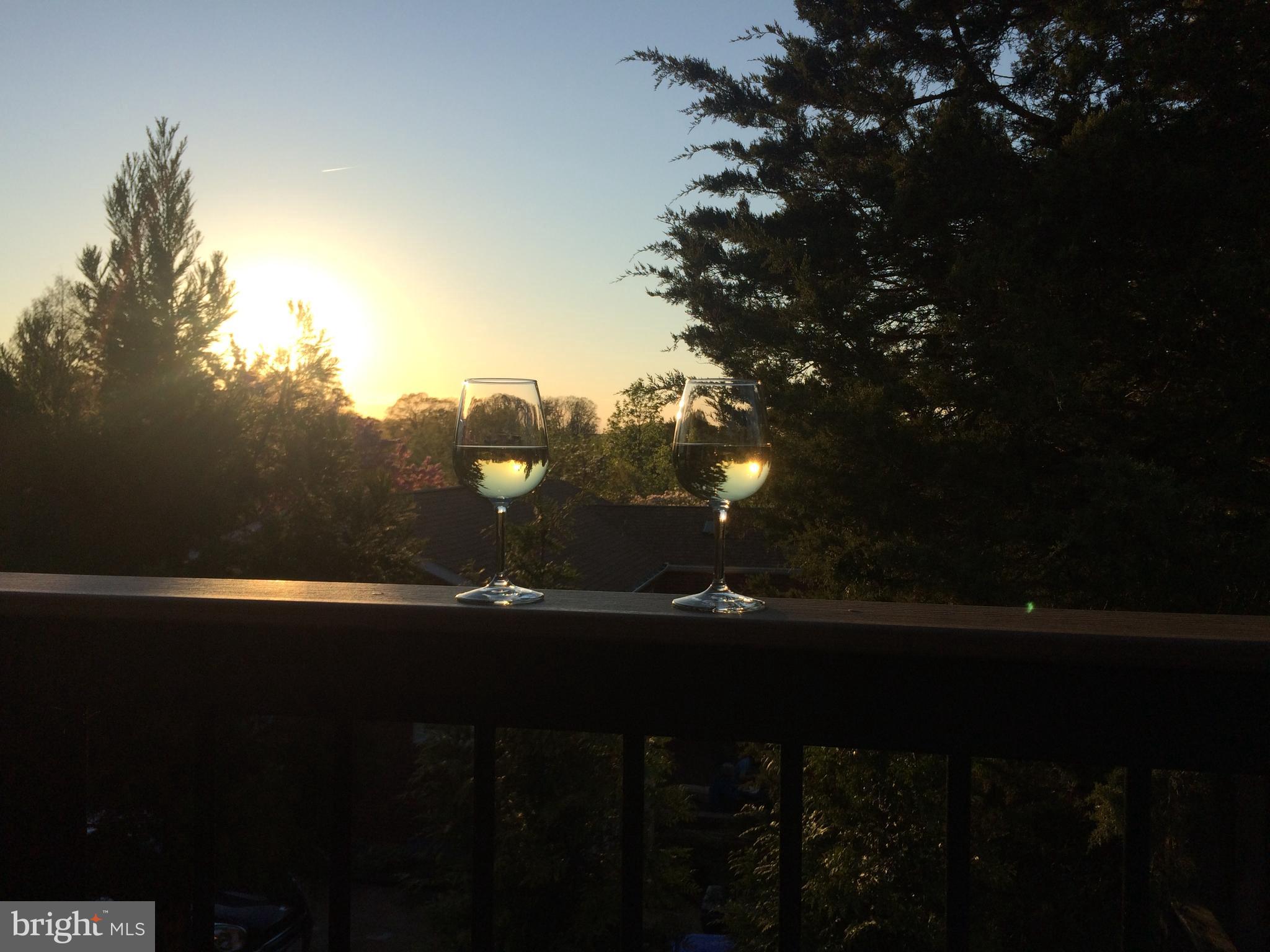 945 N QUANTICO STREET