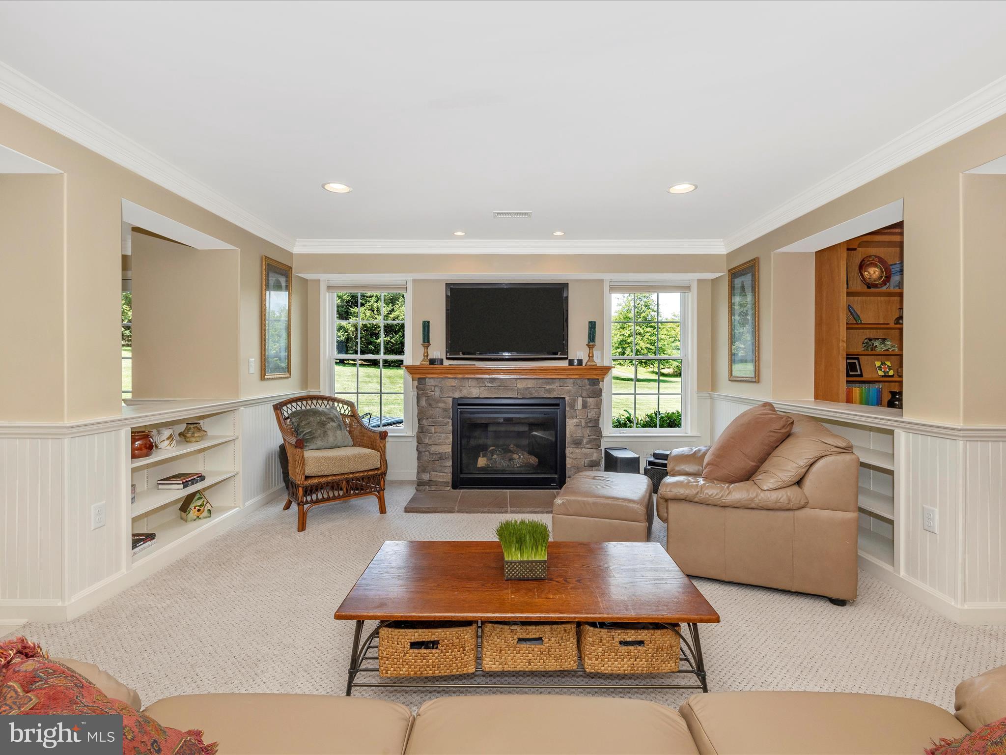 FOXFIELD AT MIDDLETOWN - Residential