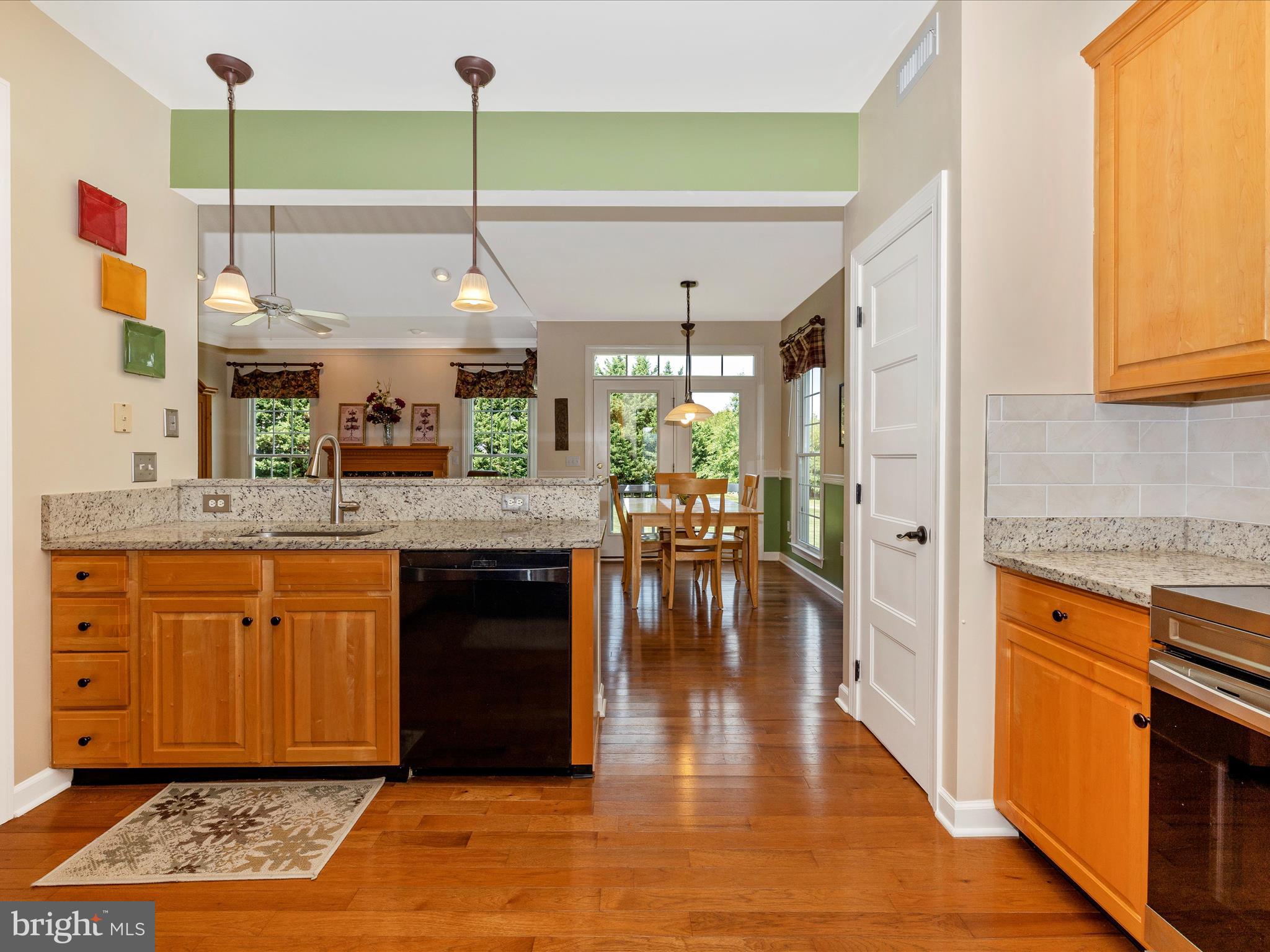 FOXFIELD AT MIDDLETOWN - Residential