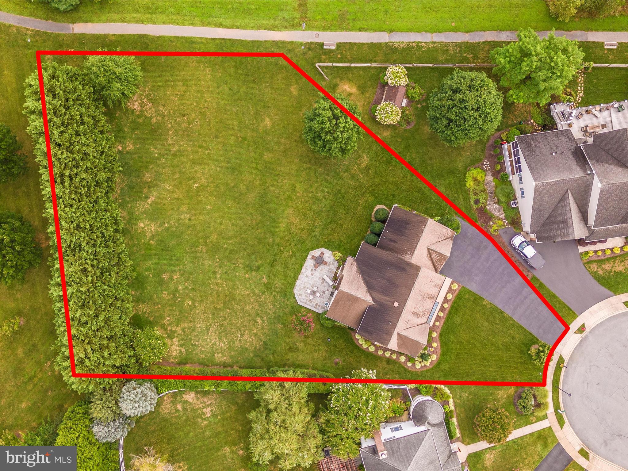 FOXFIELD AT MIDDLETOWN - Residential