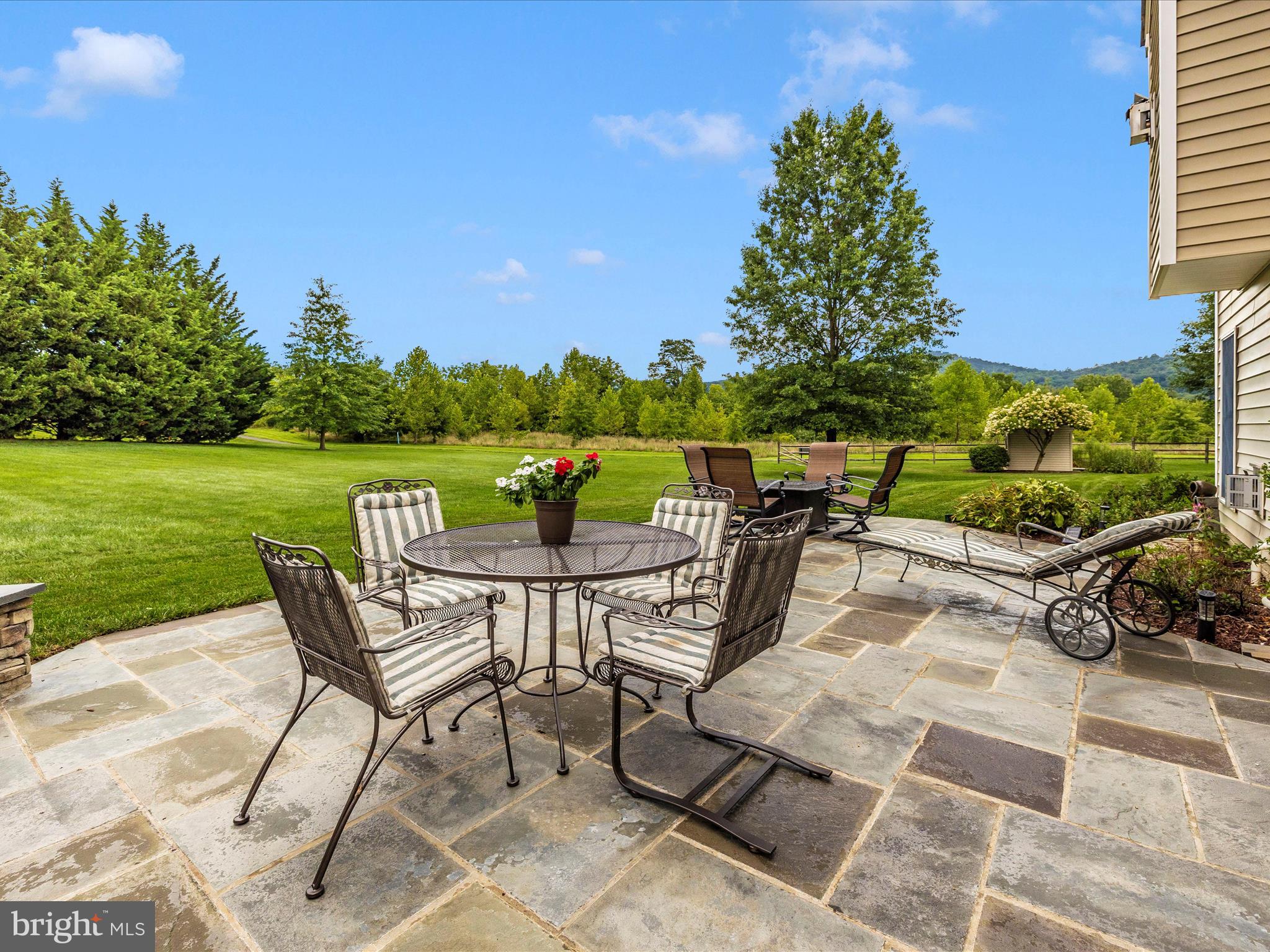 FOXFIELD AT MIDDLETOWN - Residential