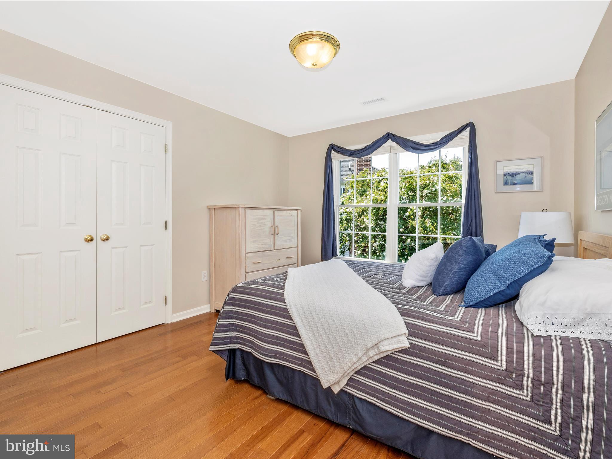 FOXFIELD AT MIDDLETOWN - Residential