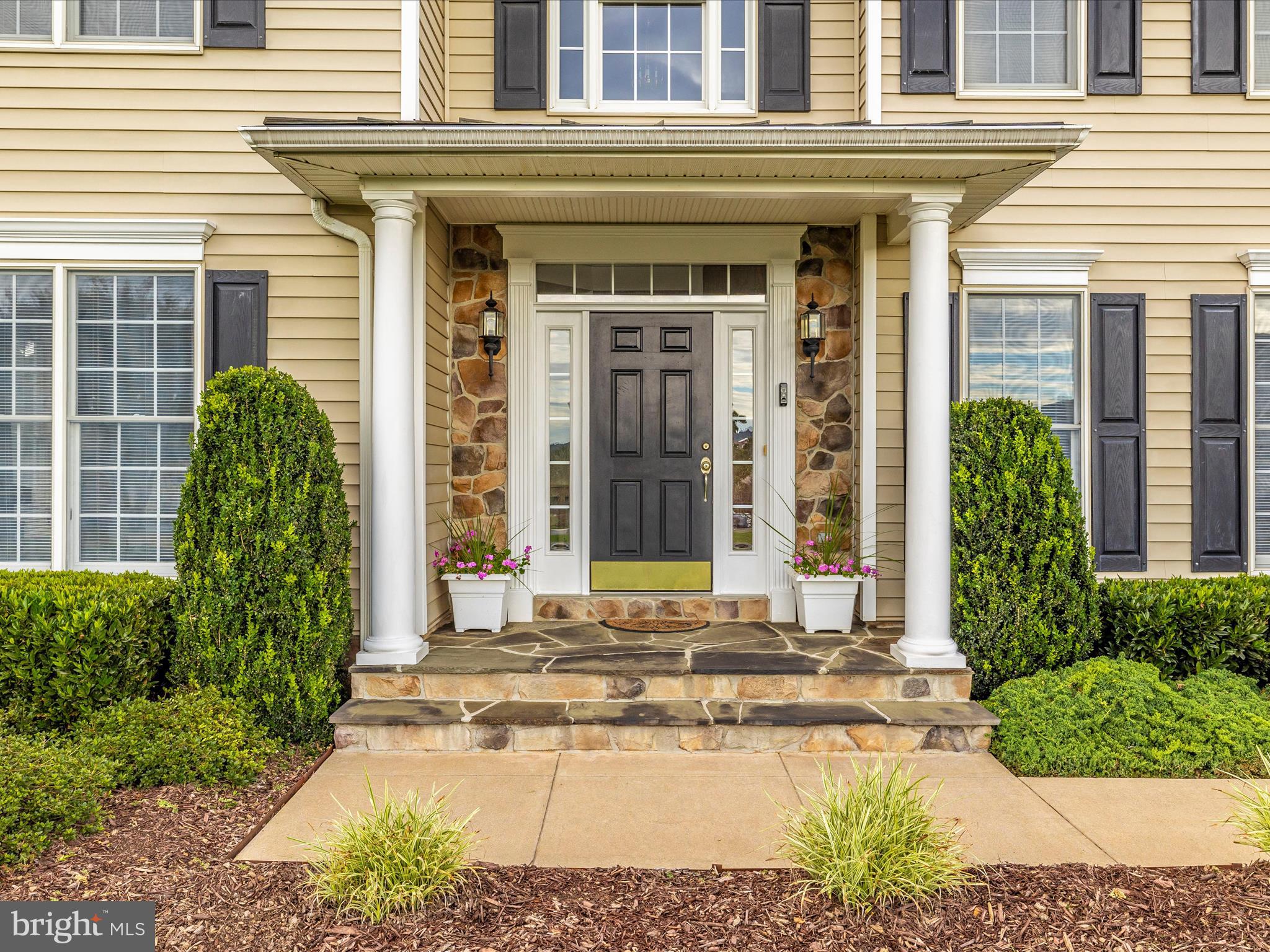 FOXFIELD AT MIDDLETOWN - Residential