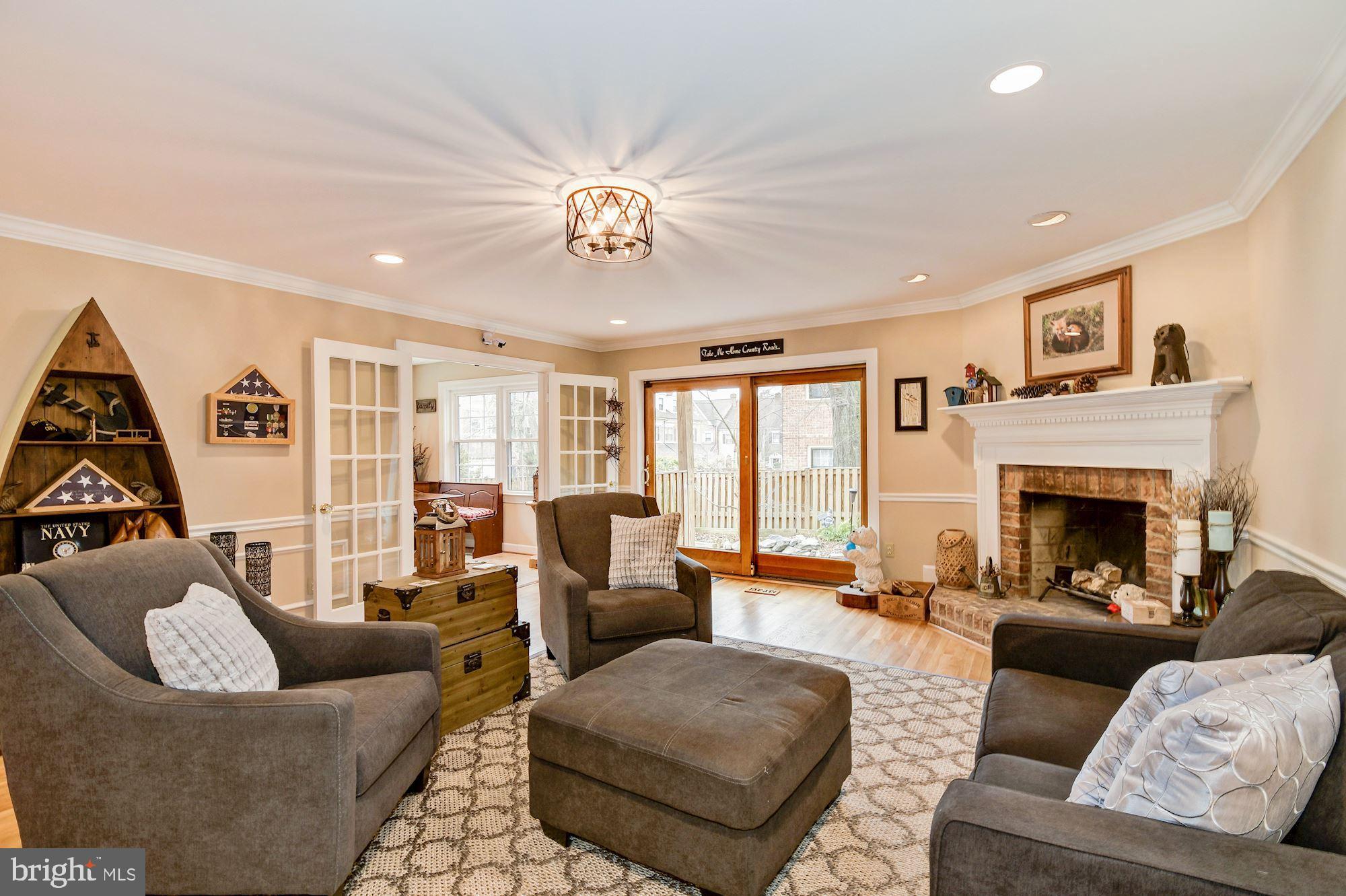 LANDMARK MEWS - Residential