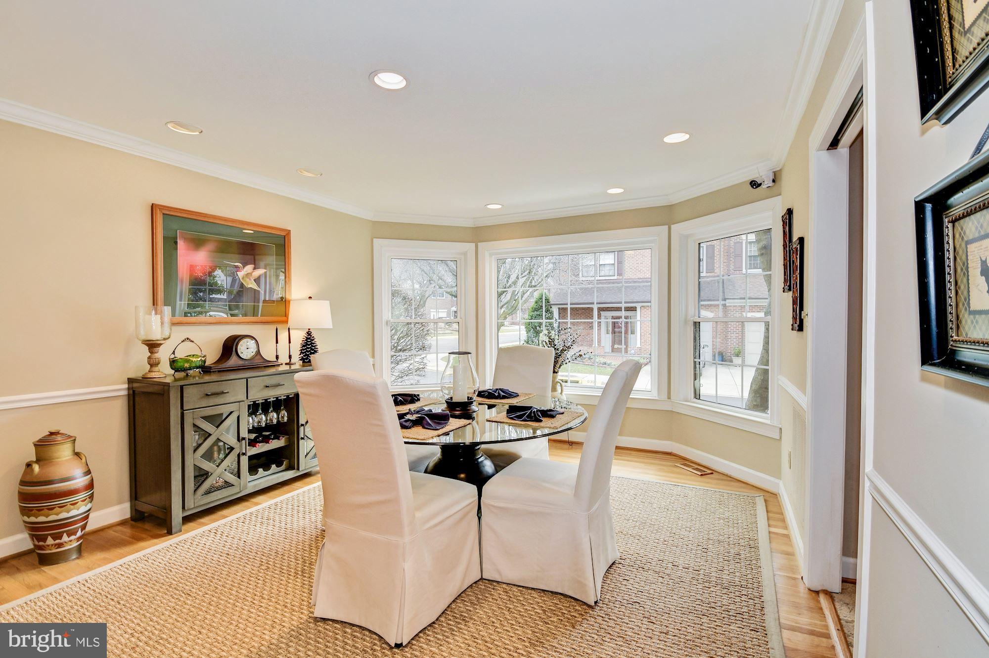 LANDMARK MEWS - Residential