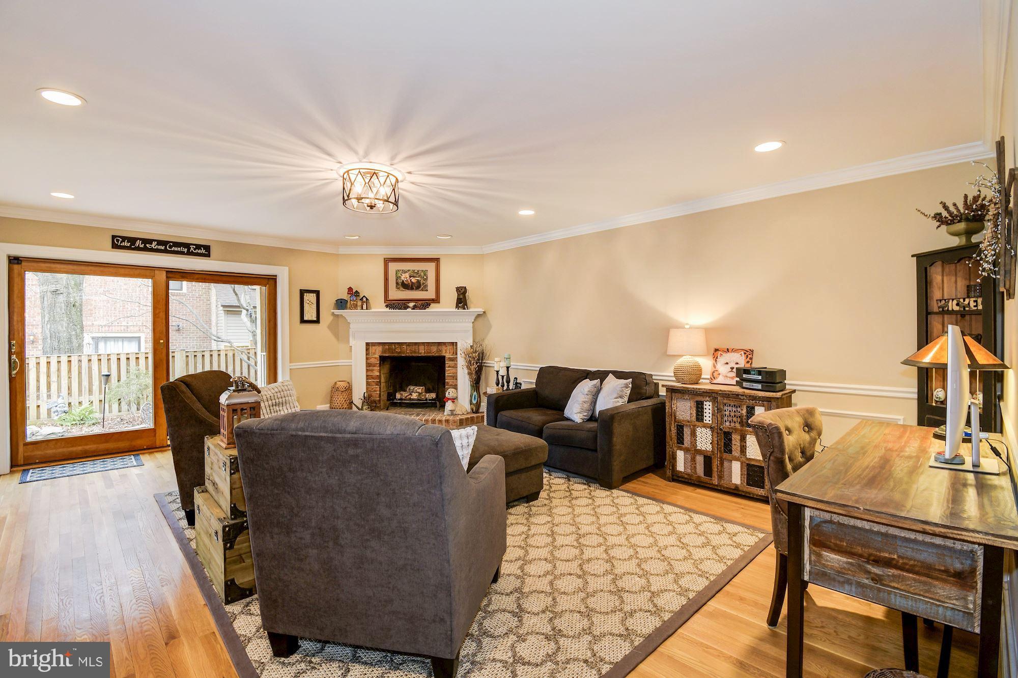 LANDMARK MEWS - Residential