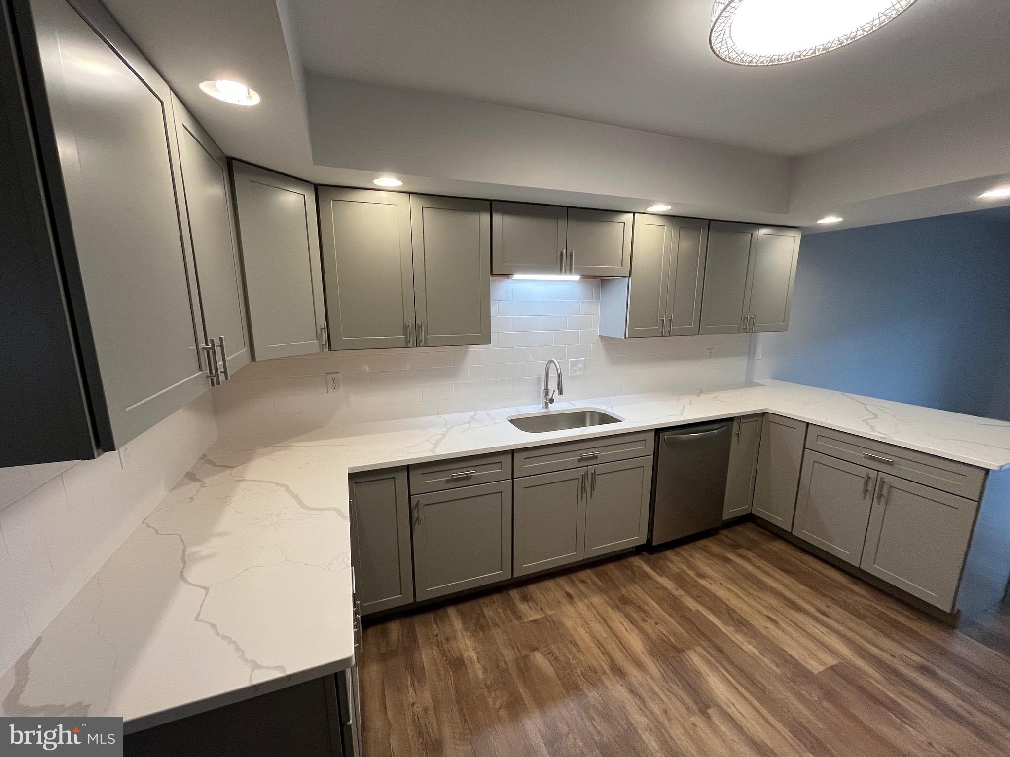 3077 LAKEFIELD ROAD 3077