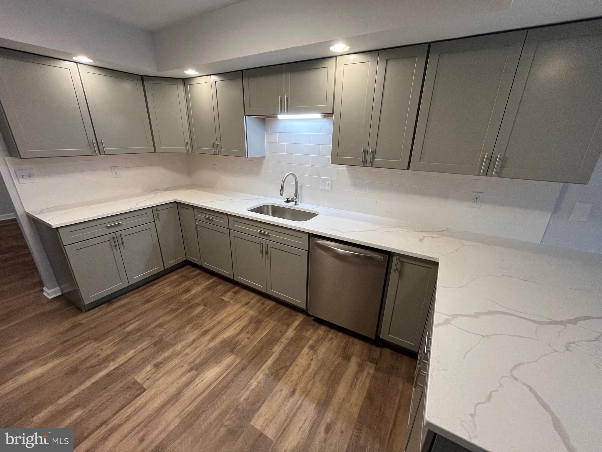 3077 LAKEFIELD ROAD 3077