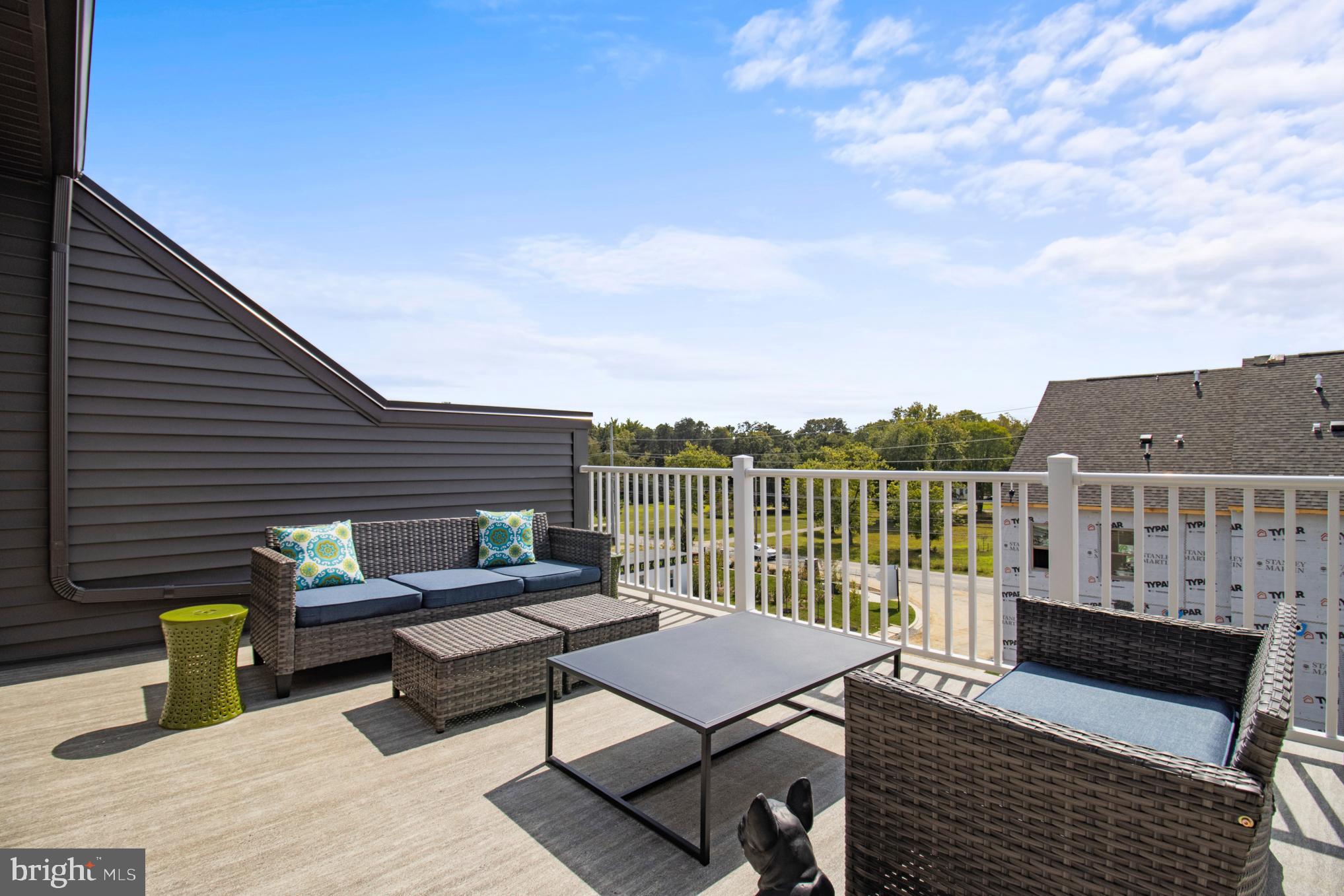 Welcome home to the exquisite Jenkins townhome in the sought-after Gateway West neighborhood. This home boasts 4 bedrooms, 3 full baths, and 1 half baths, offering an array of unique amenities and features that will surely make you feel right at home.
The lower level features a versatile bed and bath suite, complete with a convenient full bath, ideal for use as an office or playroom. On the main level, the gourmet kitchen is a haven for easy entertaining. After a long day, cozy up with your loved ones in the family room, before stepping out onto your very own private deck to enjoy the fresh air and dine al fresco.
As you make your way upstairs, find solace in the serene primary bedroom, alongside two additional bedrooms that will graciously accommodate friends or family when they come to visit! And let's not overlook the top-level loft, where you can unwind with friends or immerse yourself in the breathtaking views from your very own rooftop terrace – it's like residing in your personal penthouse!
Photos shown are from a similar home. Design selections have not yet been chosen for this home. The current price reflects Base Price and Structural Options, the final price will increase once a design package is added.