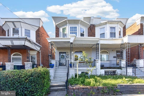 Townhouse For Sale - 5532 Cedar Avenue<br/> PHILADELPHIA, PA 19143