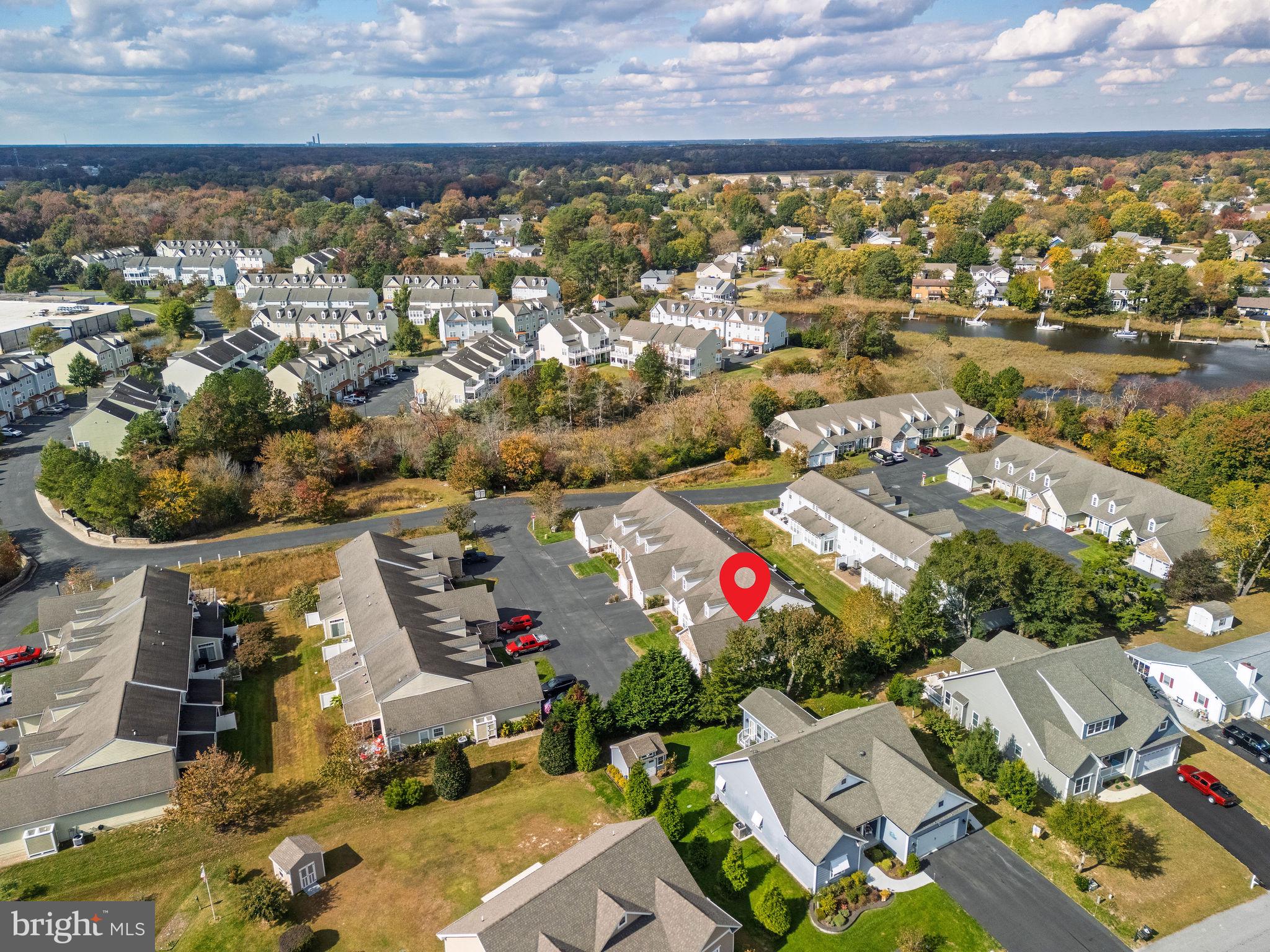 CREEKSIDE - Residential