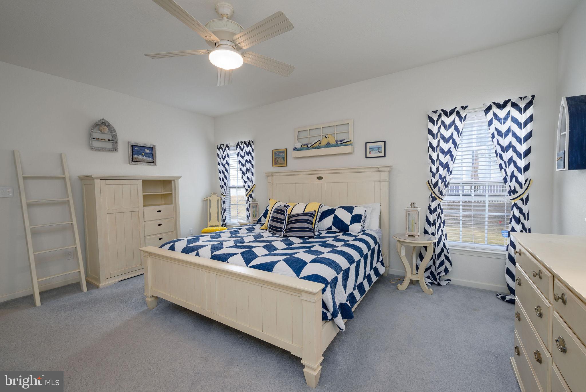 CREEKSIDE - Residential