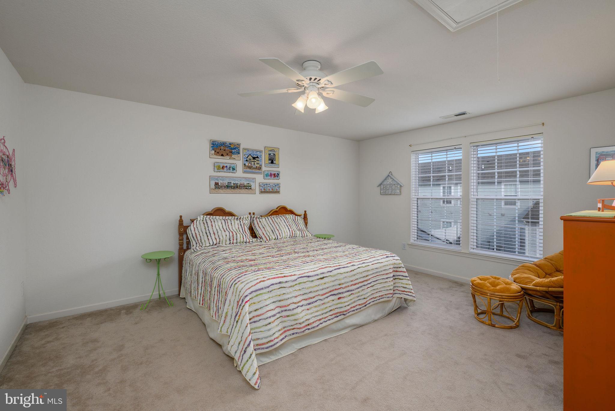 CREEKSIDE - Residential