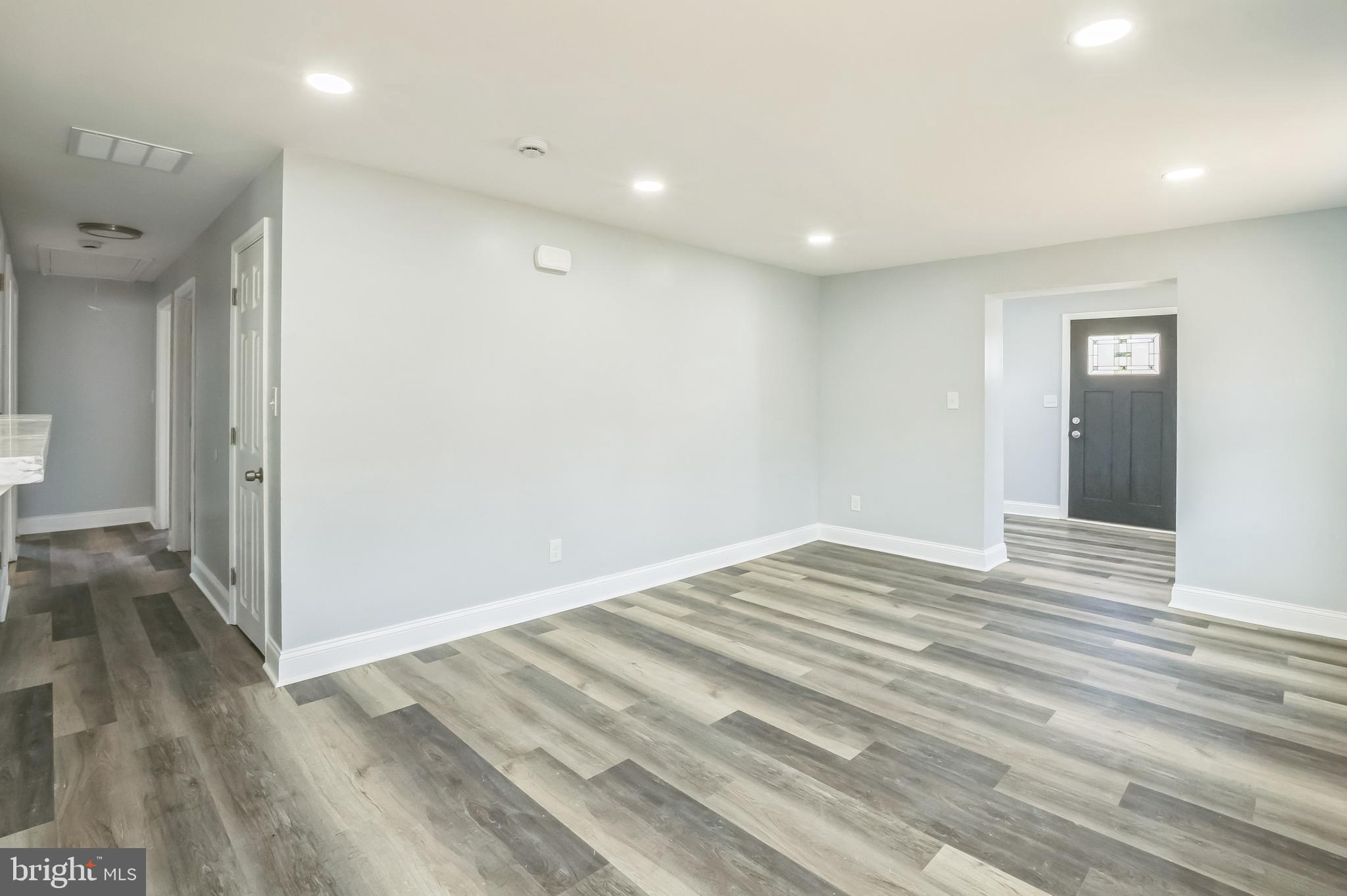 208 KEISER PLACE