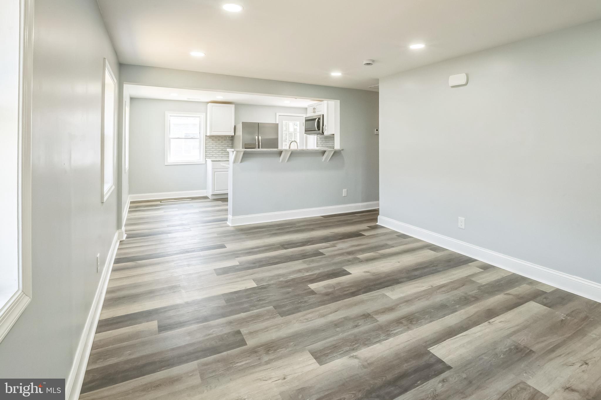 208 KEISER PLACE