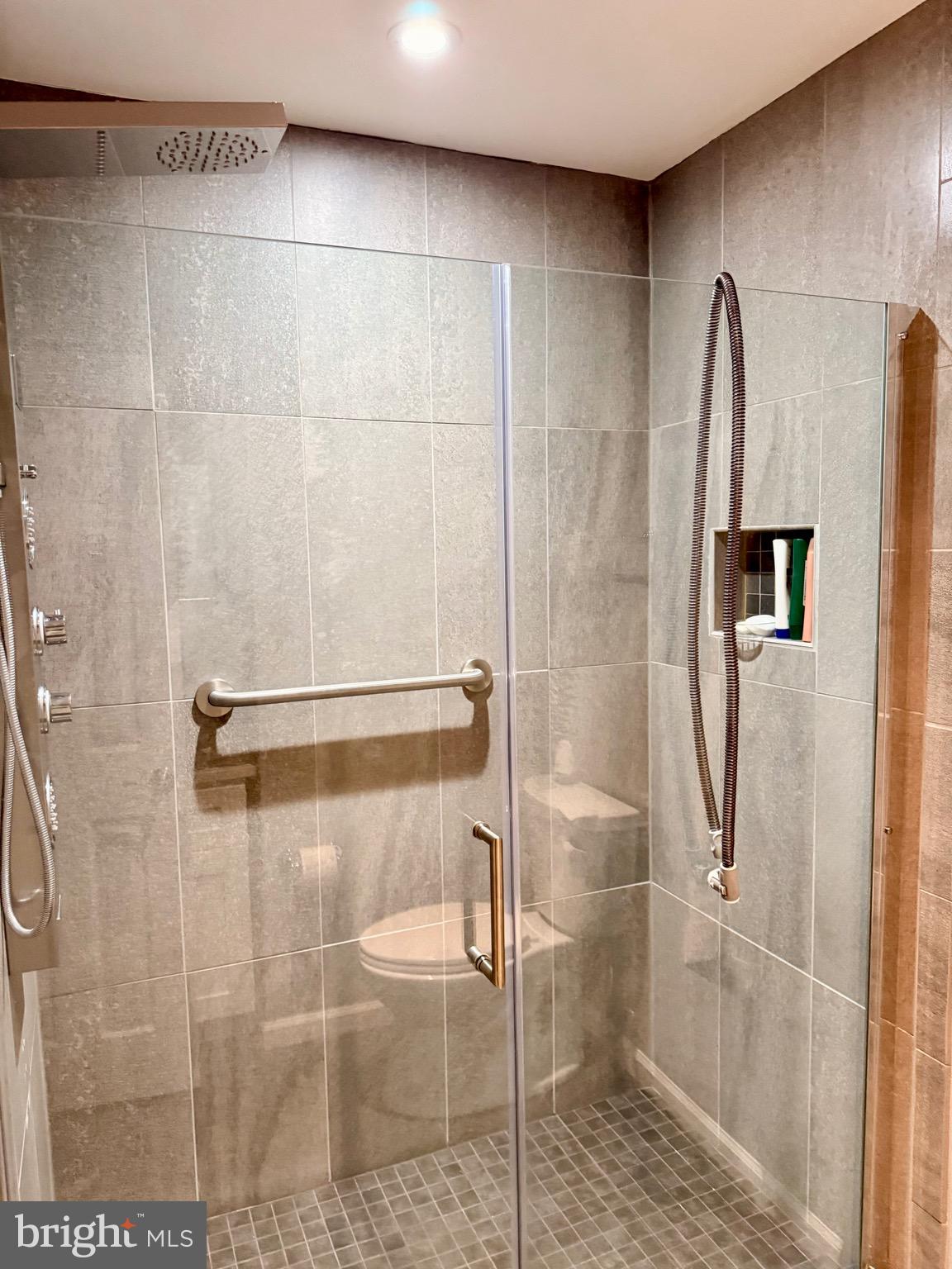 ELKINS PARK - Residential