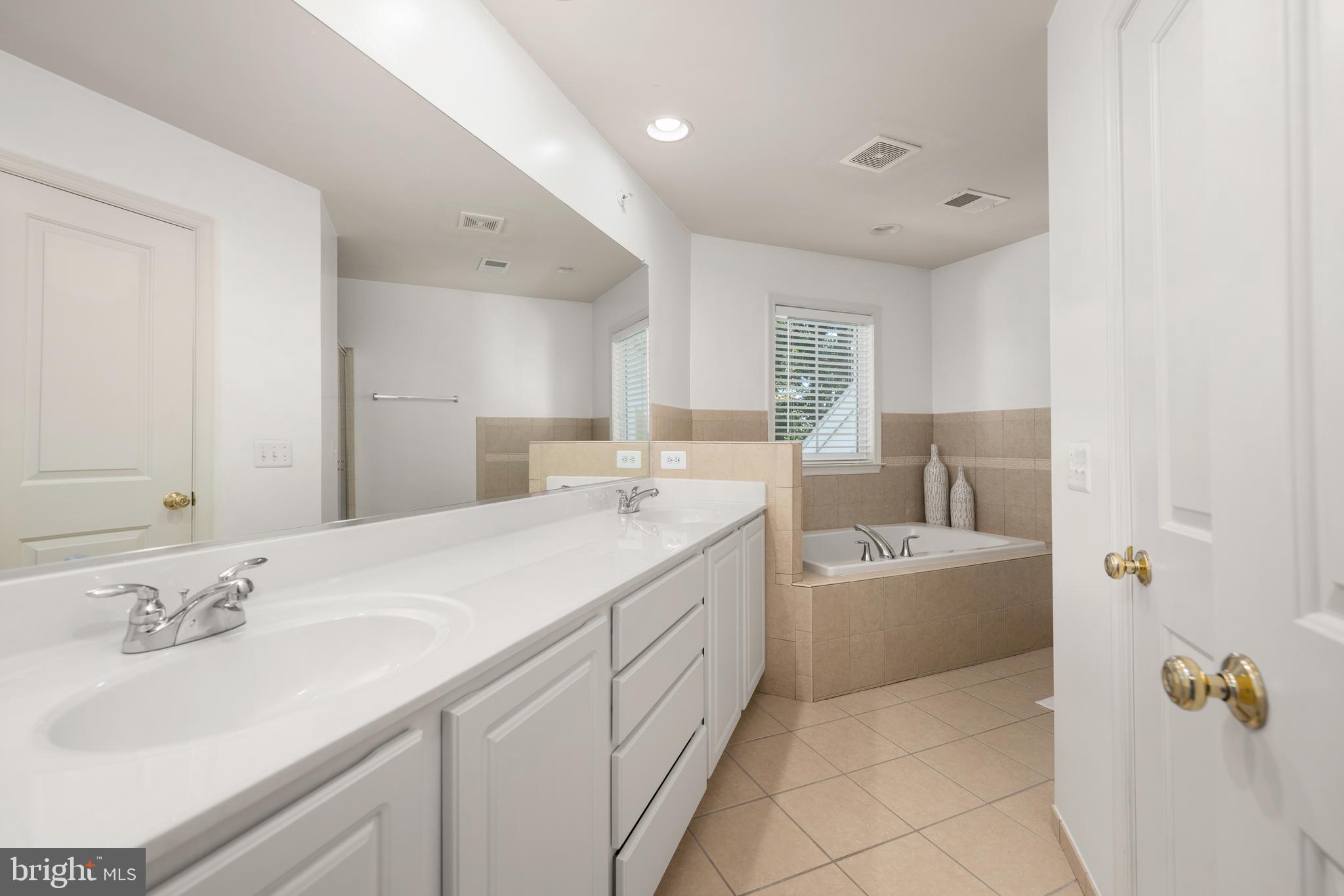 PENINSULA - Residential