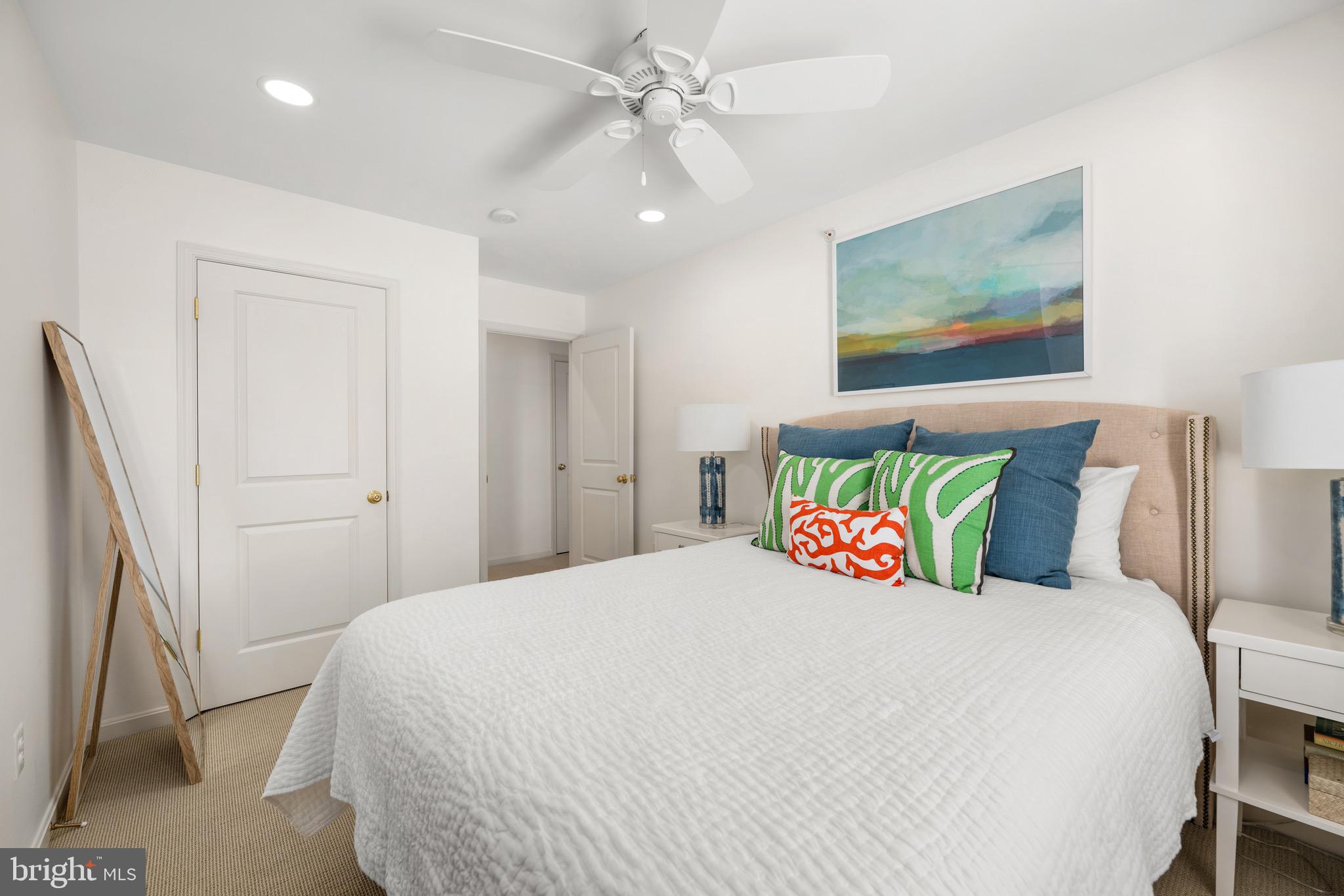 PENINSULA - Residential