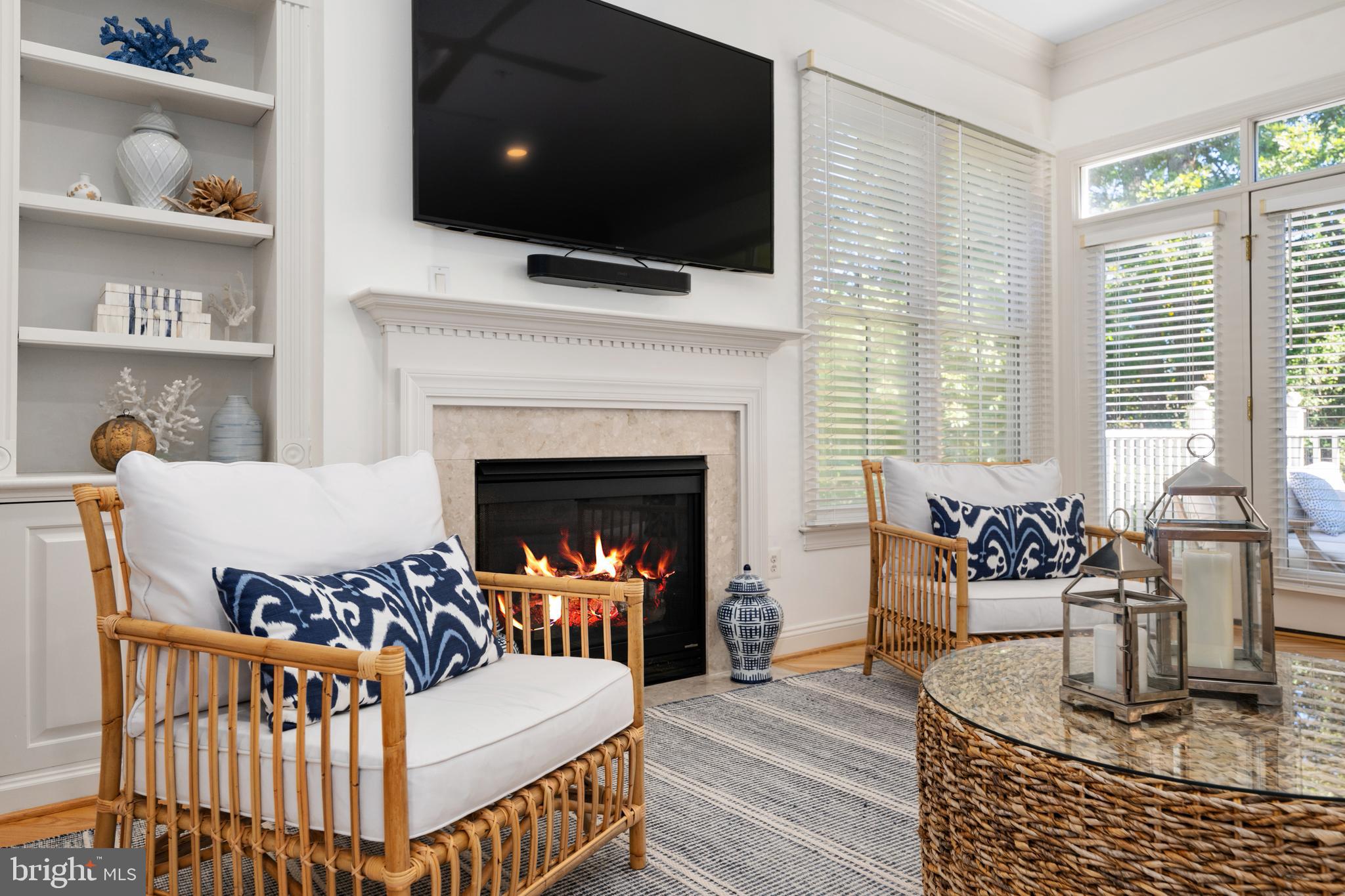 PENINSULA - Residential