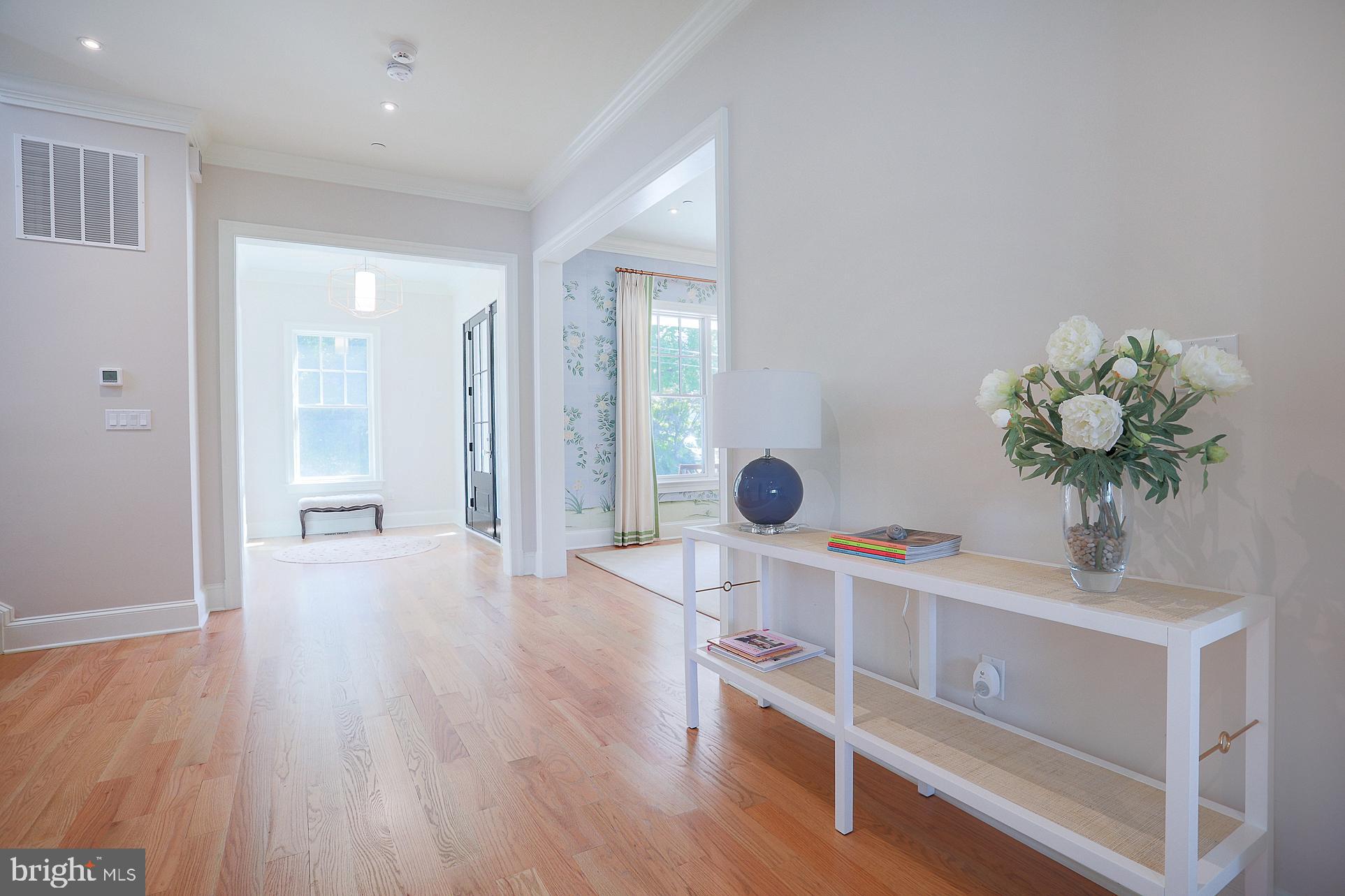 CHEVY CHASE - Residential