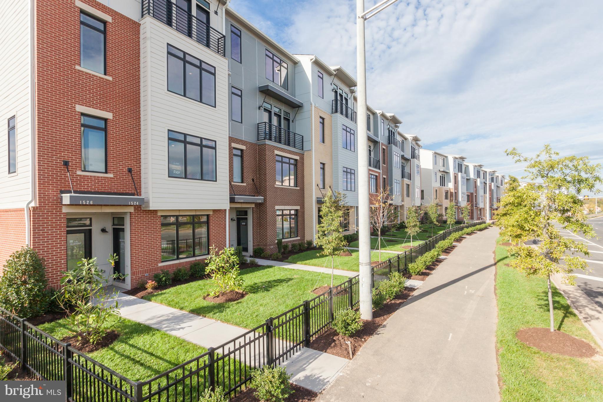 LOFTS AT VILLAGE WALK - Residential Lease