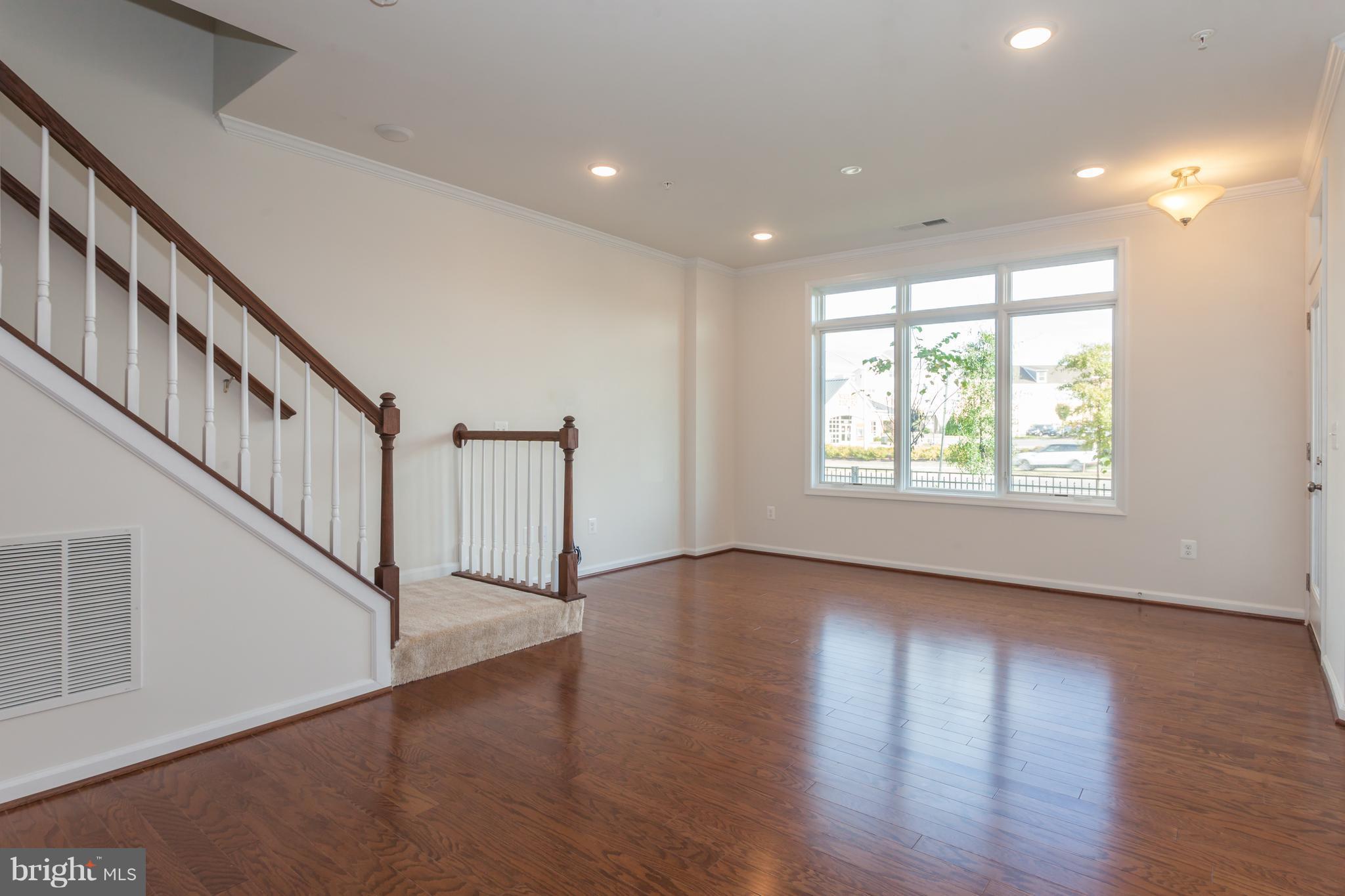 LOFTS AT VILLAGE WALK - Residential Lease