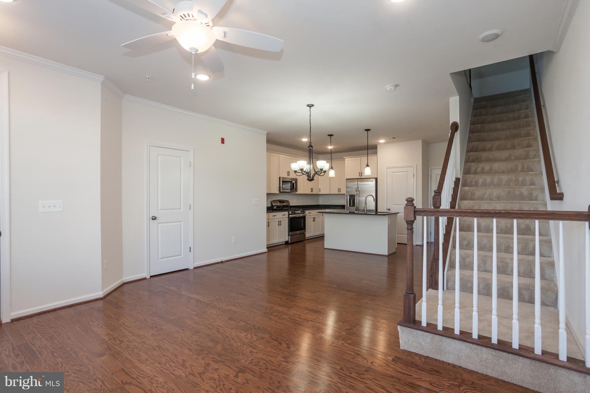 LOFTS AT VILLAGE WALK - Residential Lease