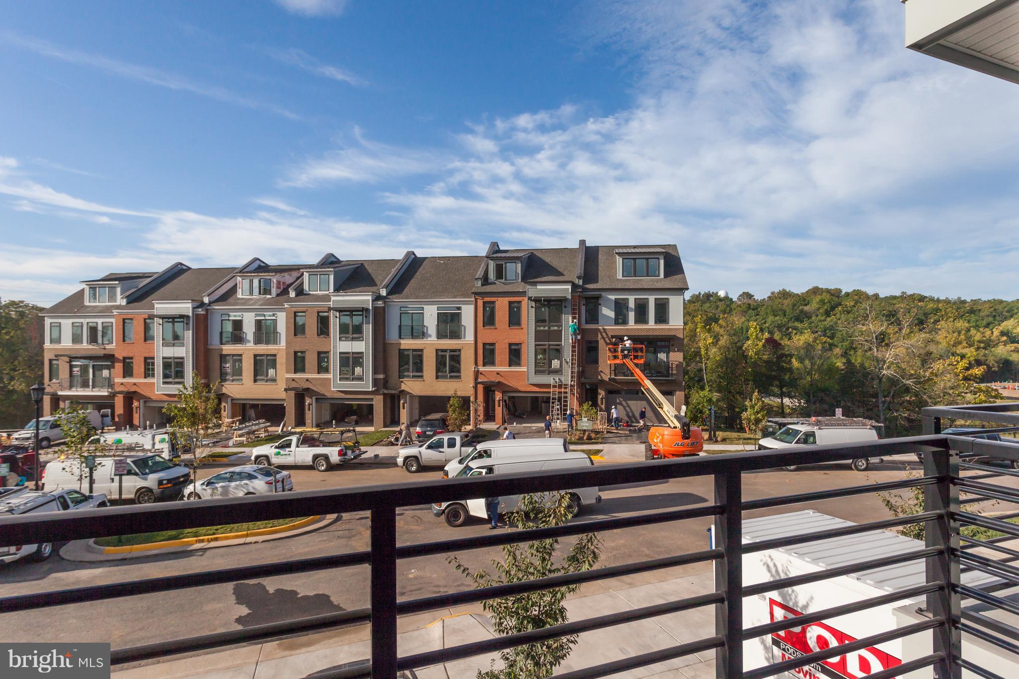 LOFTS AT VILLAGE WALK - Residential Lease