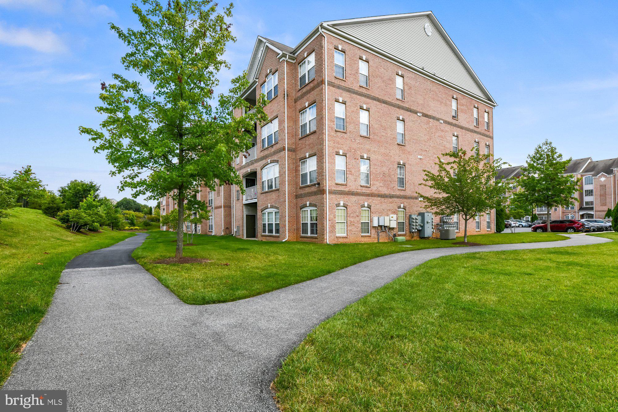 9603 AMBERLEIGH LANE F 9603F