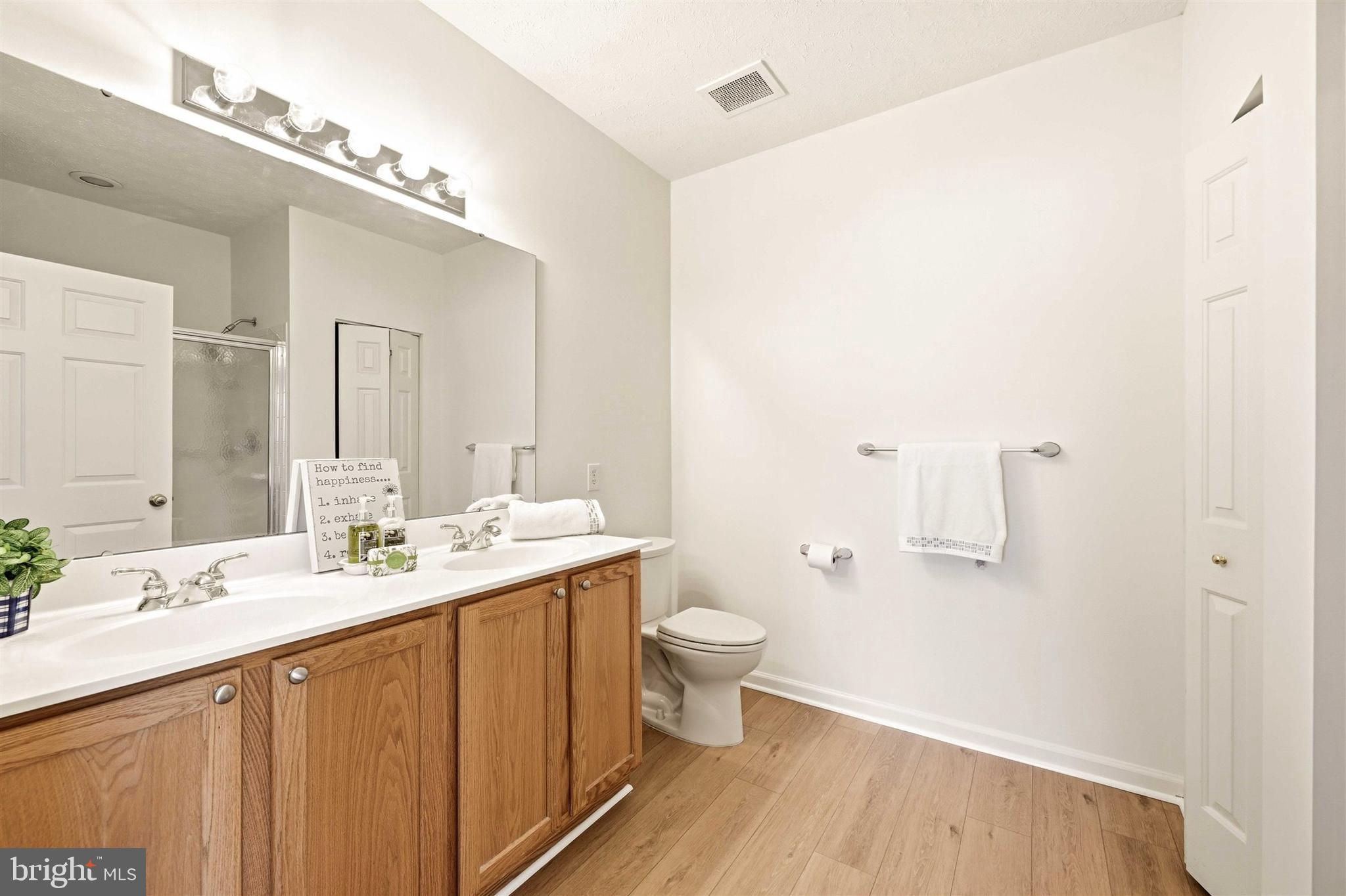 WINDSOR AT PERRY HALL FARMS - Residential