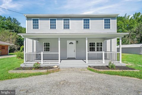 Photo of 1239 Red Lion Road, BEAR, DE 19701 (MLS # DENC2088394)