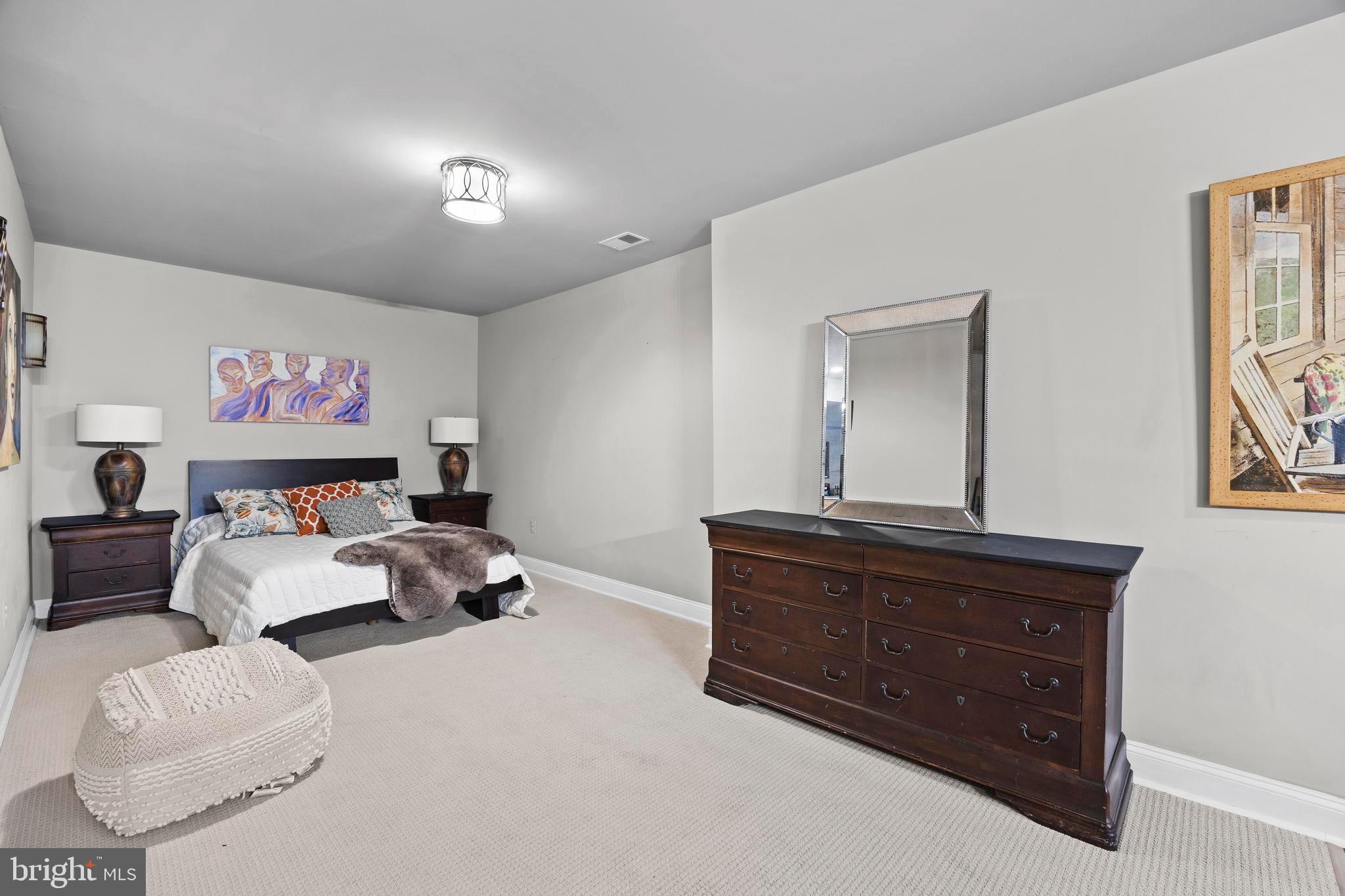 BELMONT COUNTRY CLUB - Residential