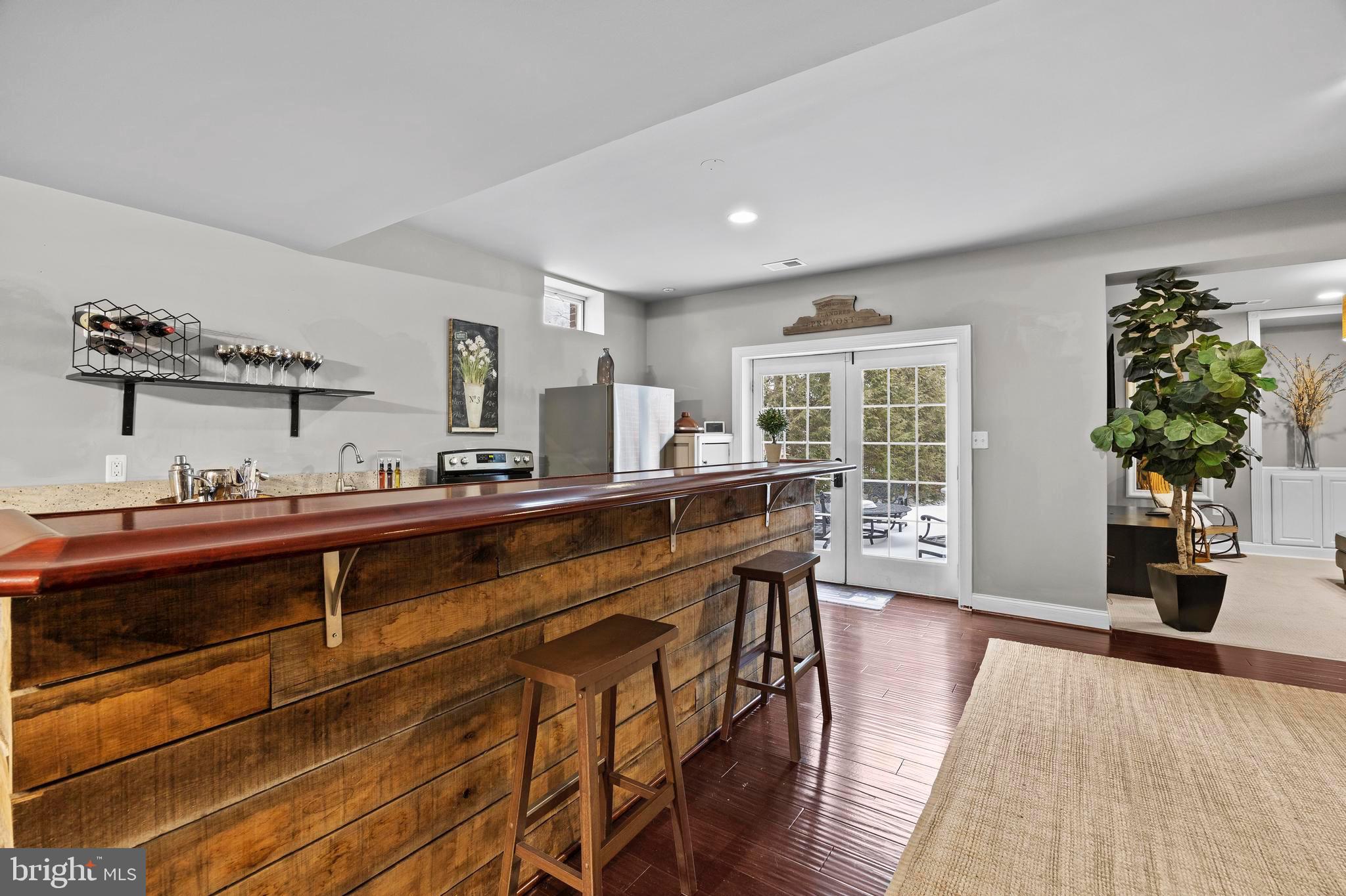 BELMONT COUNTRY CLUB - Residential