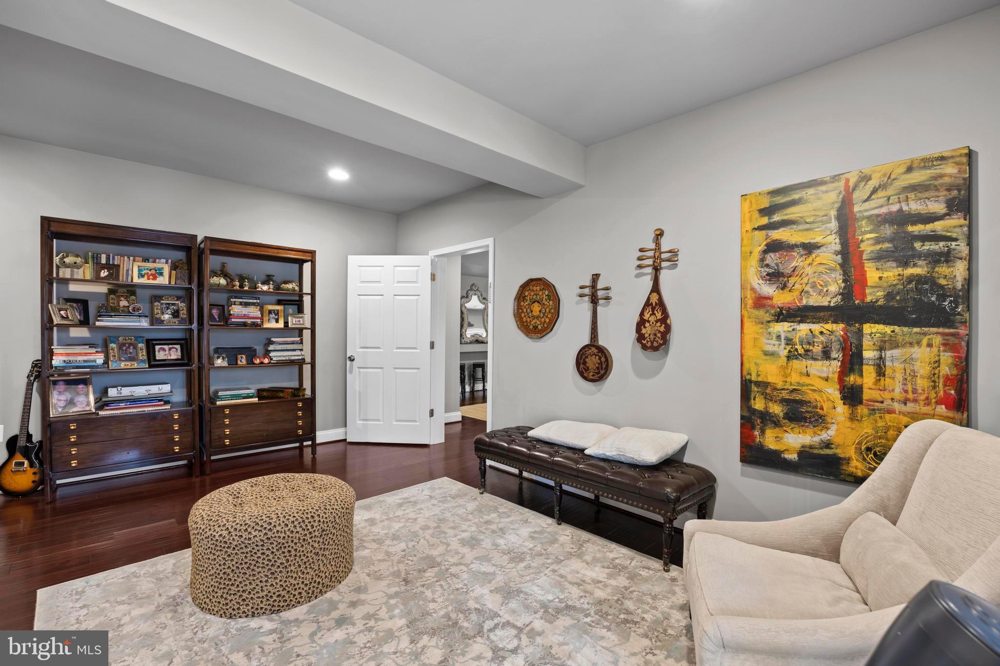 BELMONT COUNTRY CLUB - Residential