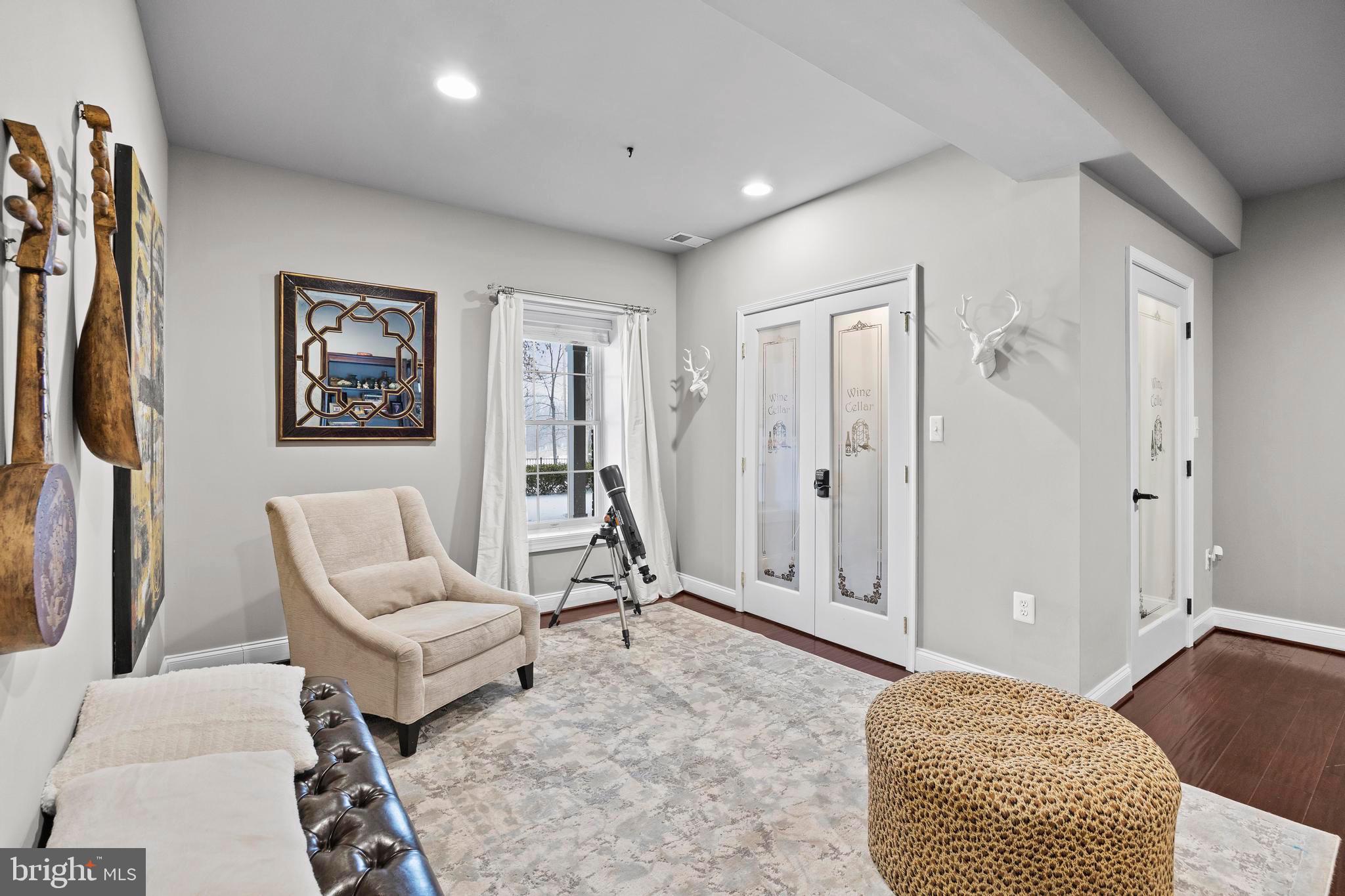 BELMONT COUNTRY CLUB - Residential