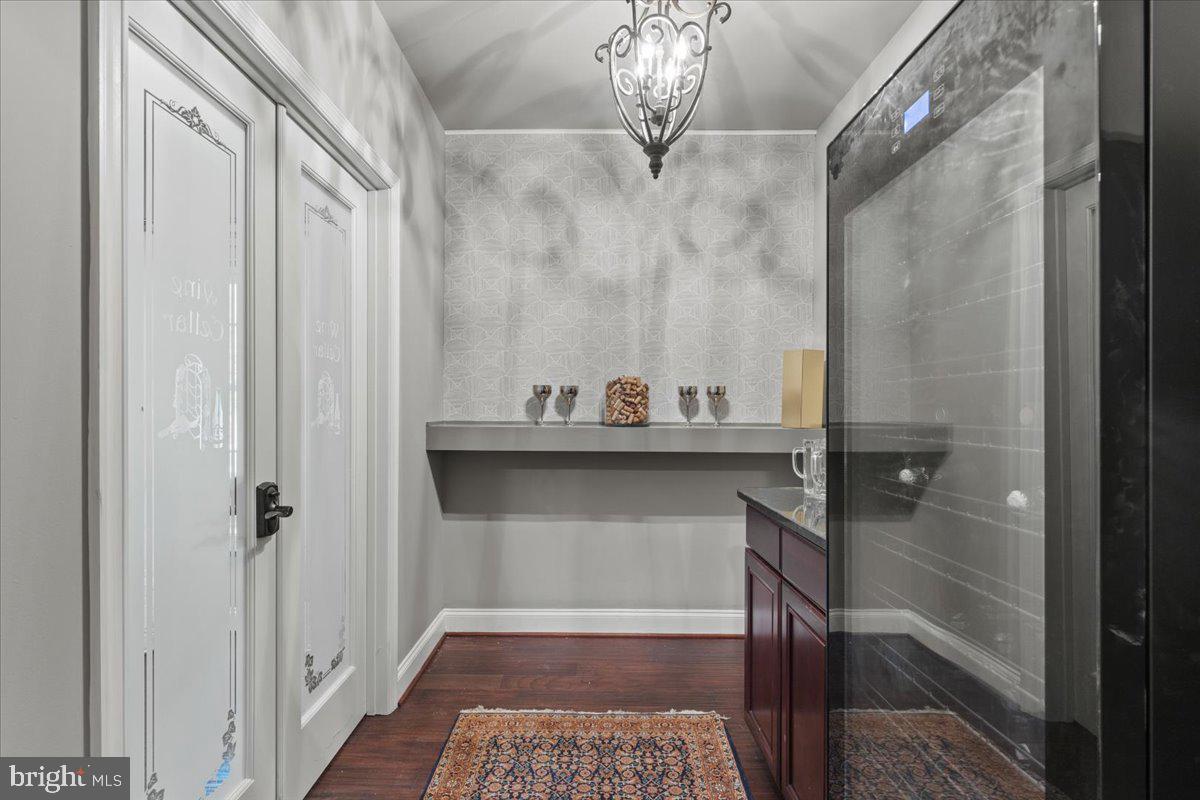 BELMONT COUNTRY CLUB - Residential